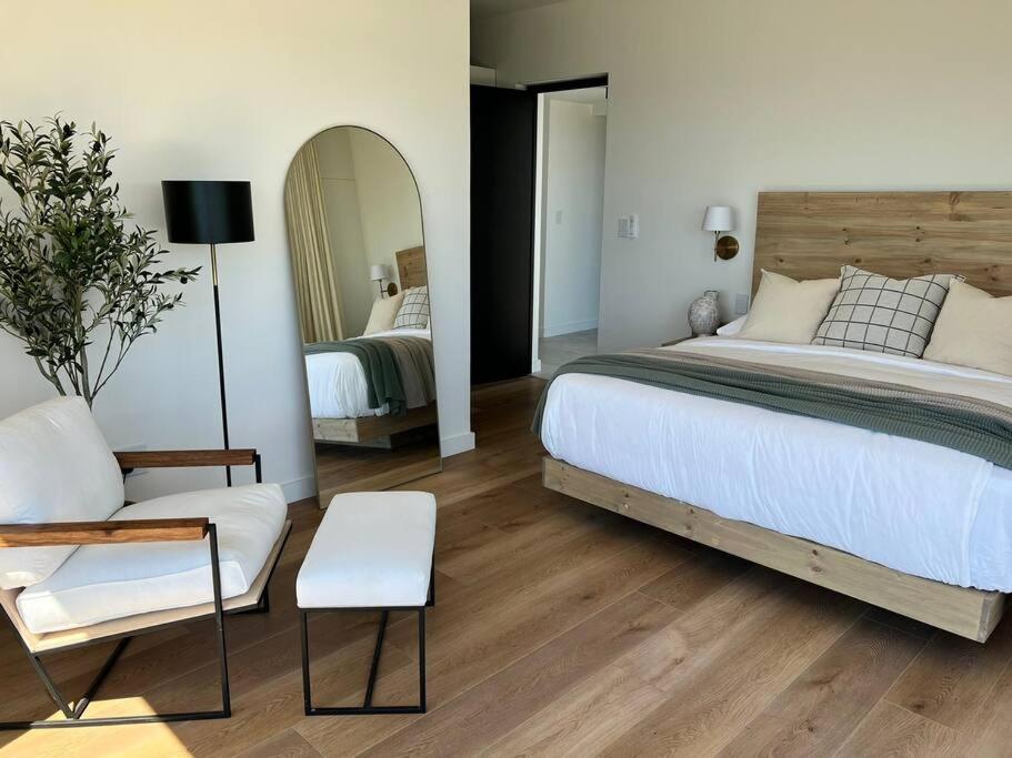 Three-Bedroom Villa photo 1
