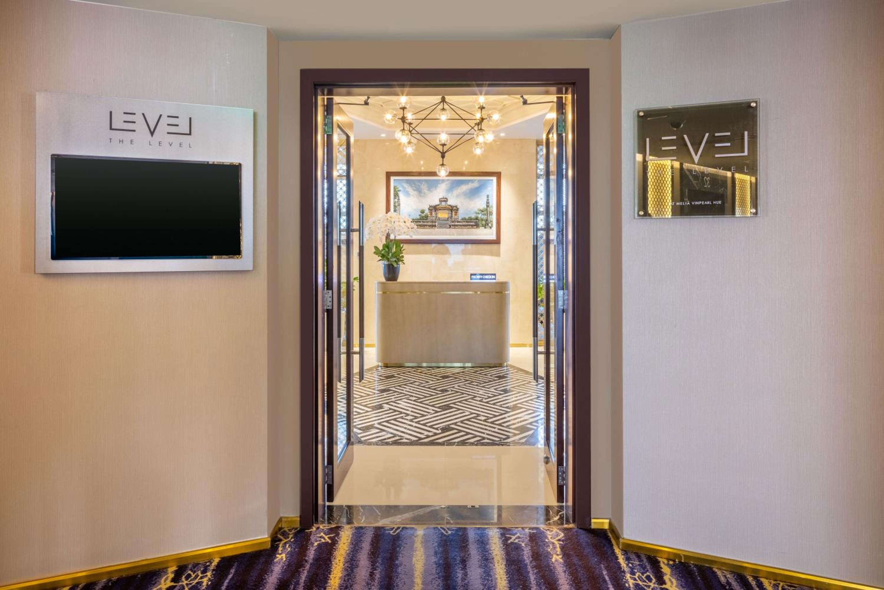 The Level Premium Views - Executive Lounge Access photo 2