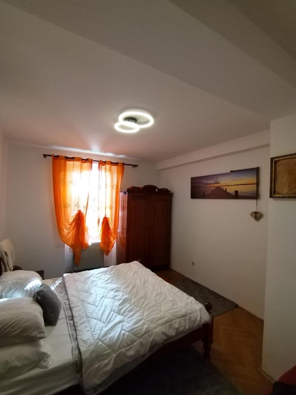 Two-Bedroom Apartment photo 2