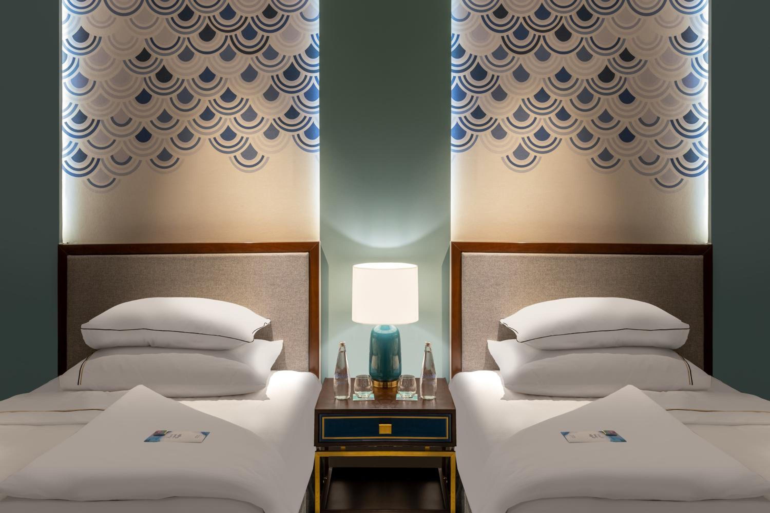 The Level Deluxe Room - Executive Lounge Access