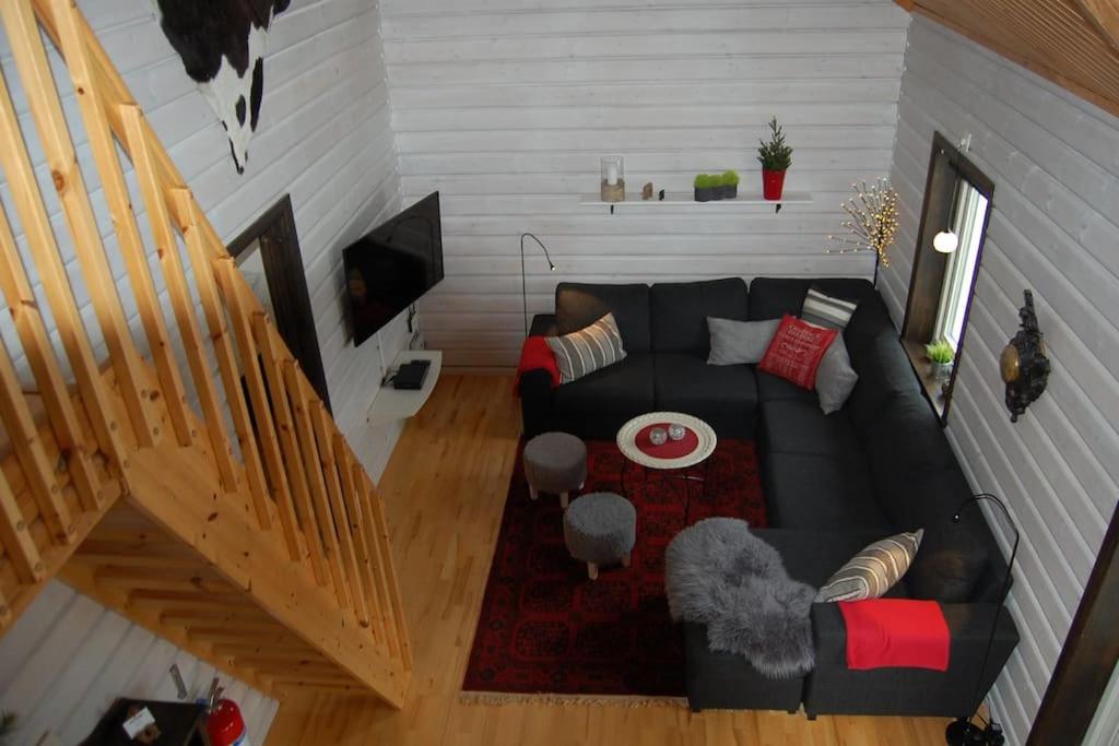 Four-Bedroom House photo 2