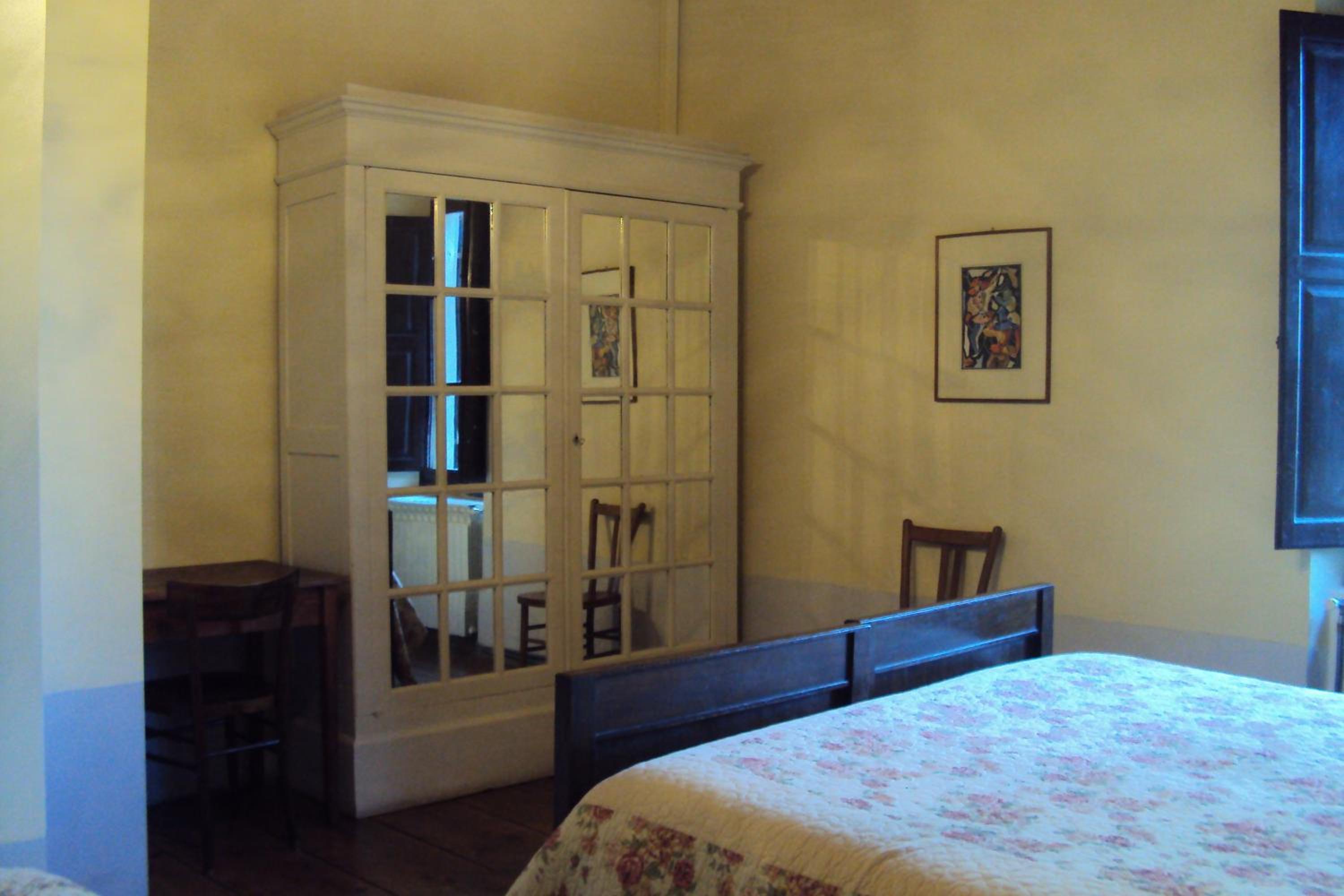 Double Room - Photo 7