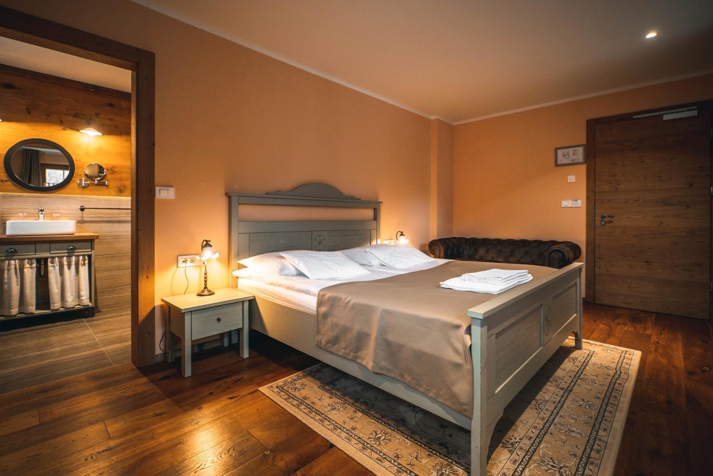 Double Room - Photo 1