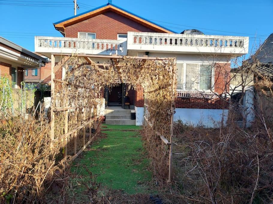 Three-Bedroom House - Photo 36