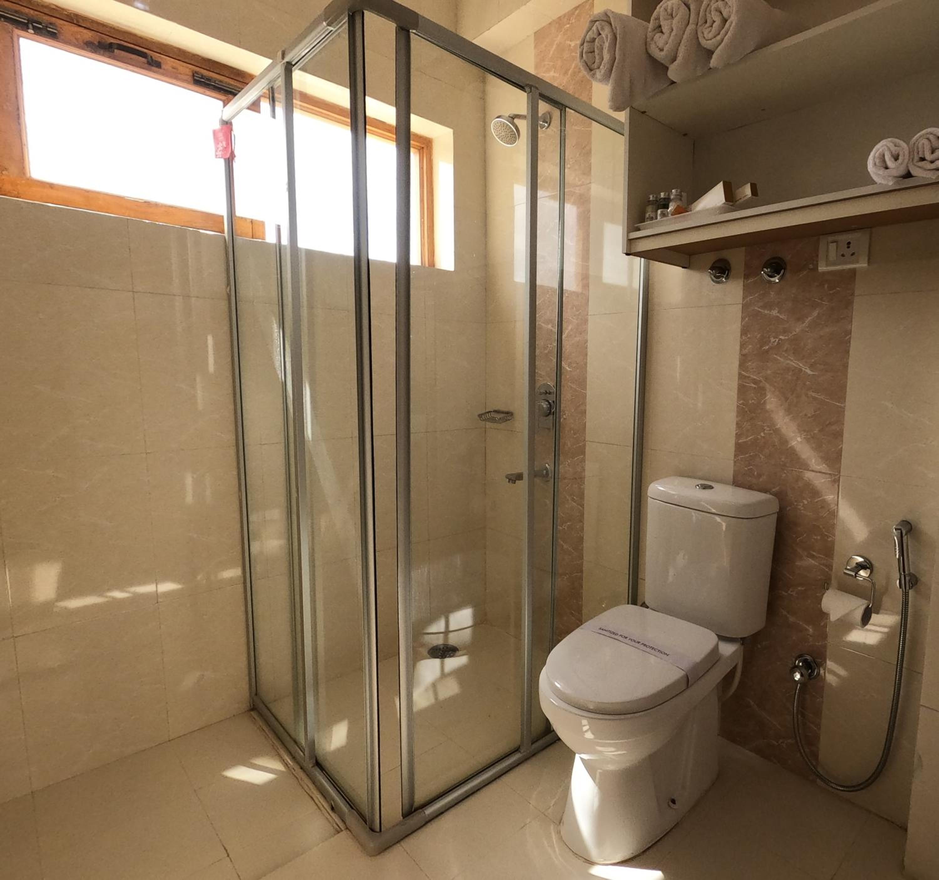 Superior Double or Twin Room - Photo 3