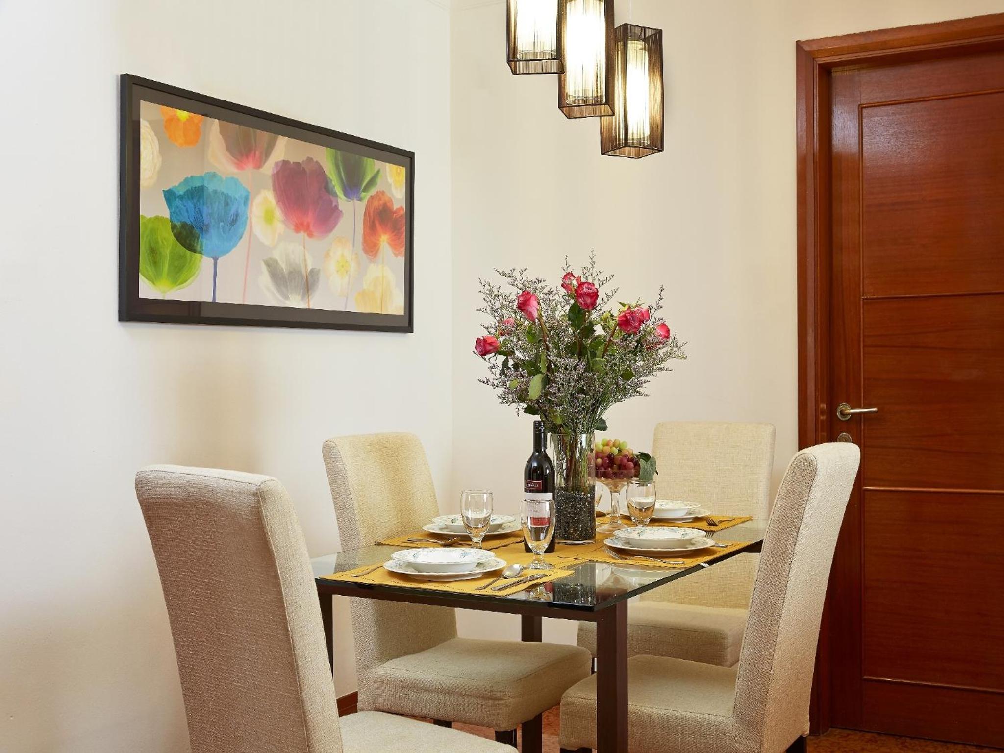 Studio Apartment photo 2