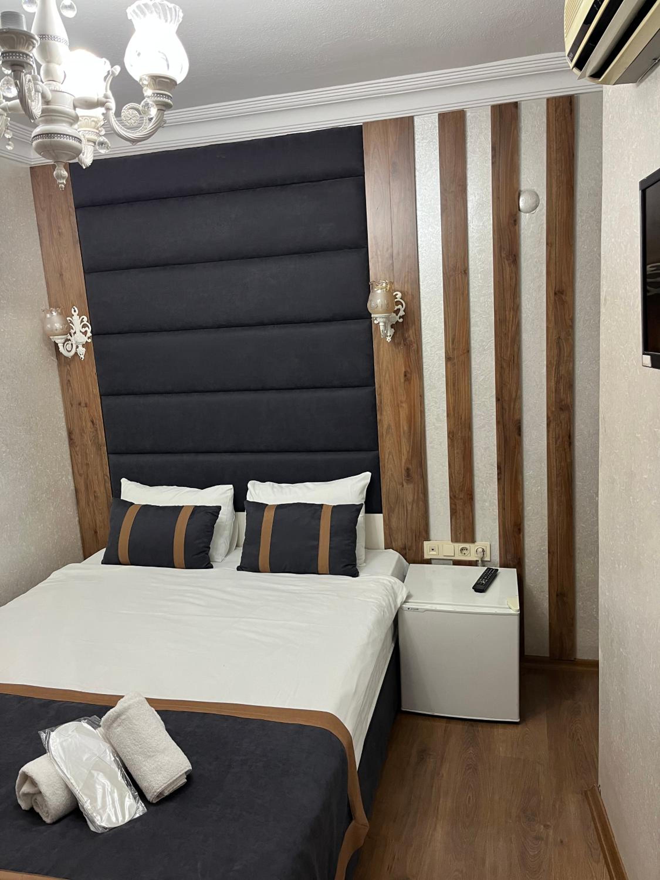 Economy Double Room (No View) photo 1