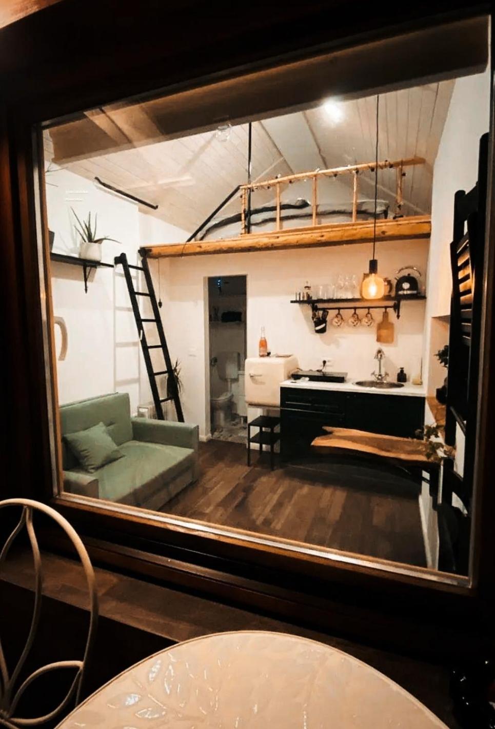 One-Bedroom House photo 2