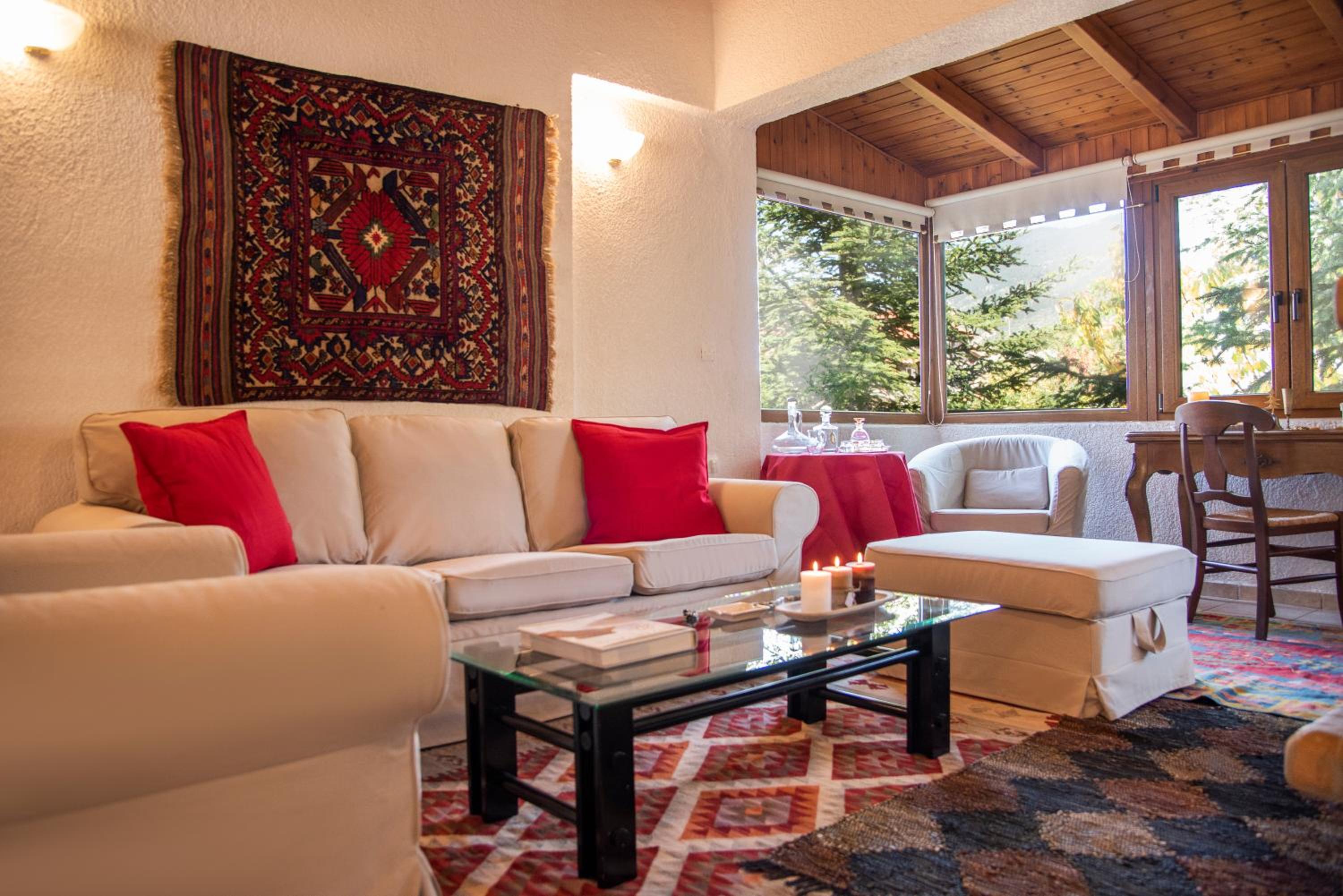 Villa photo 1