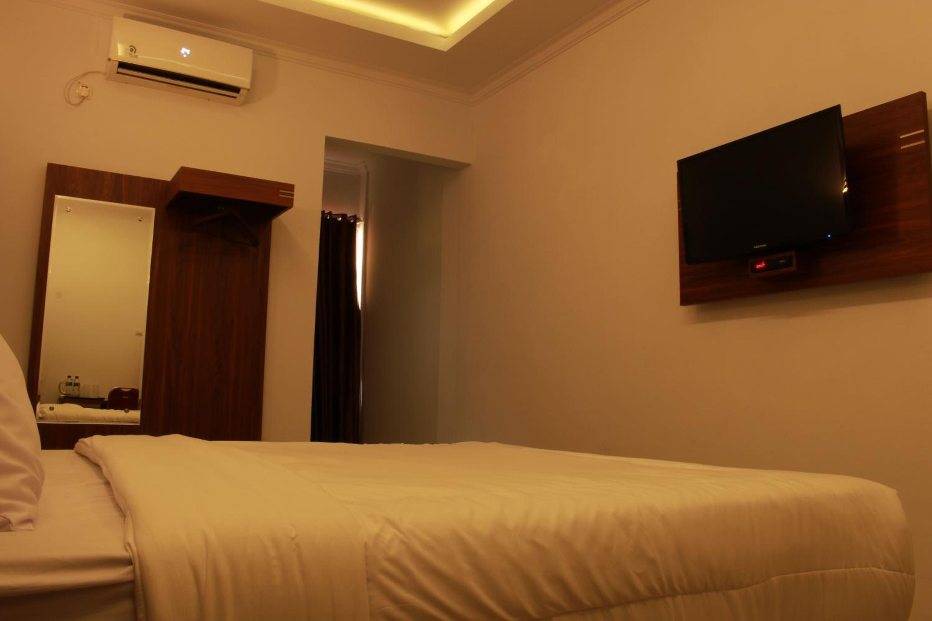 Superior Single Room - Photo 1