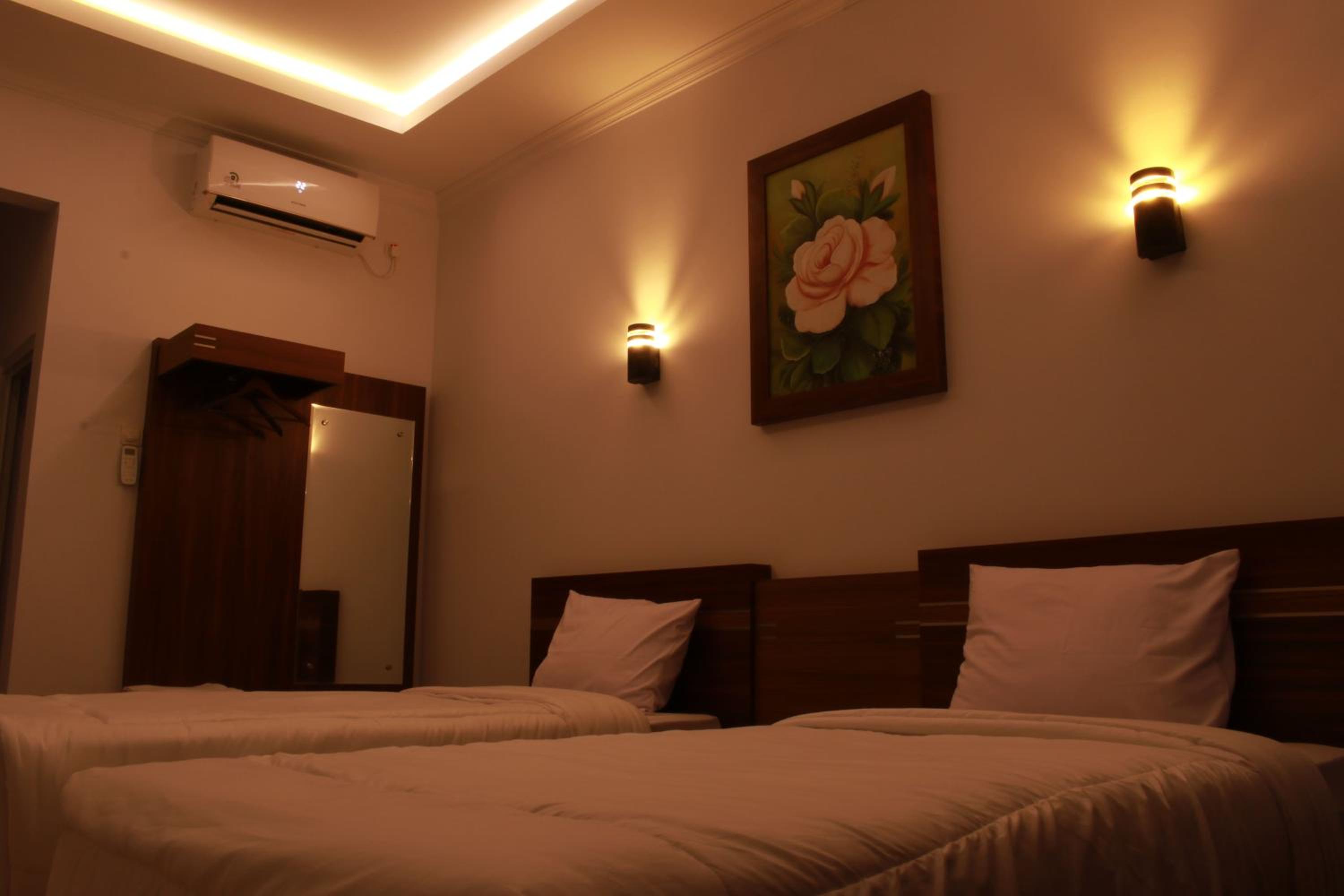 Deluxe Double or Twin Room - Photo 4