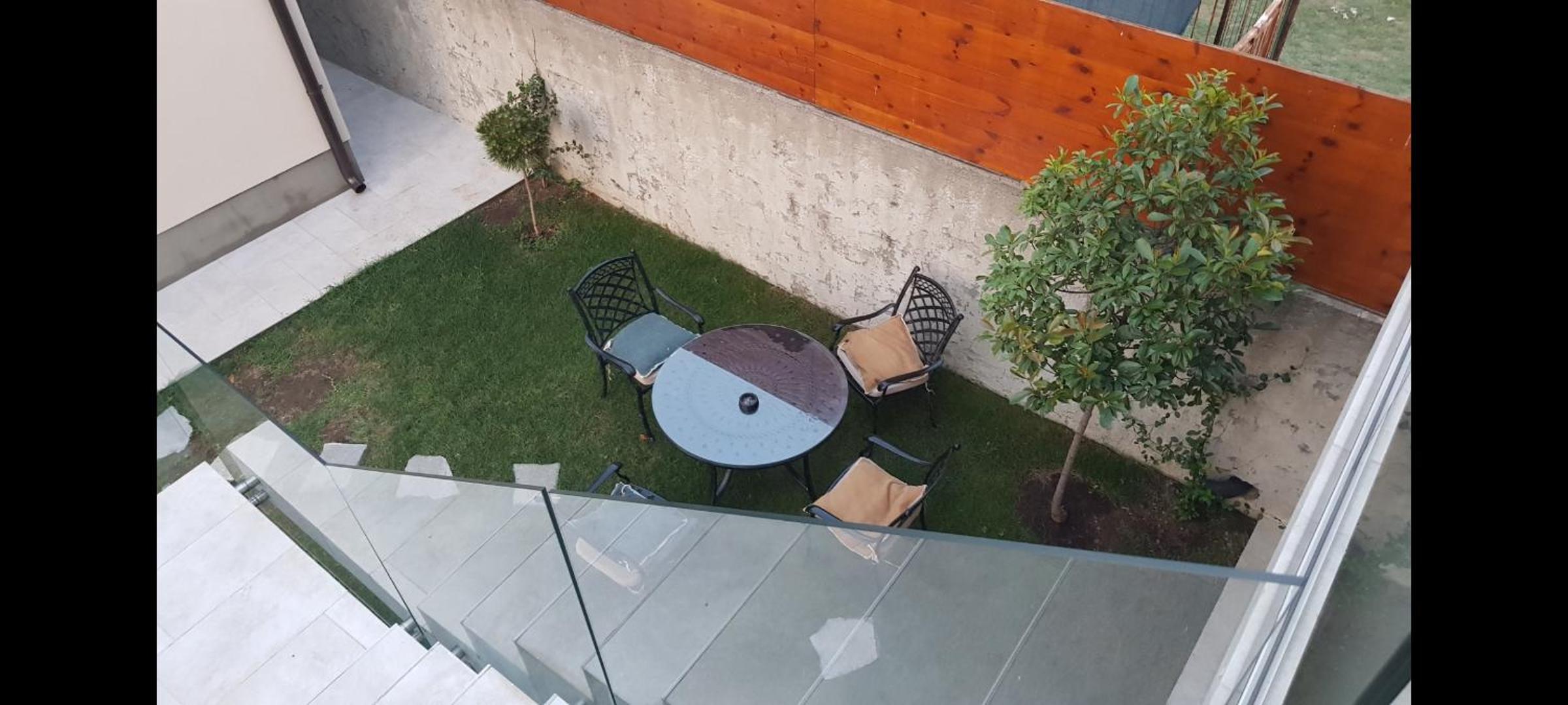 Apartment with Balcony - Photo 8