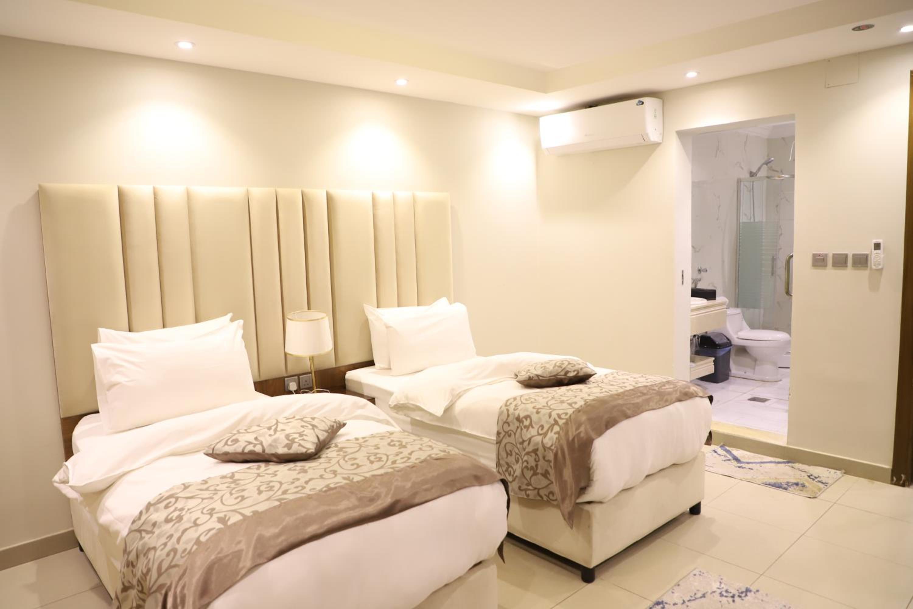 Double Room With Private Bathroom