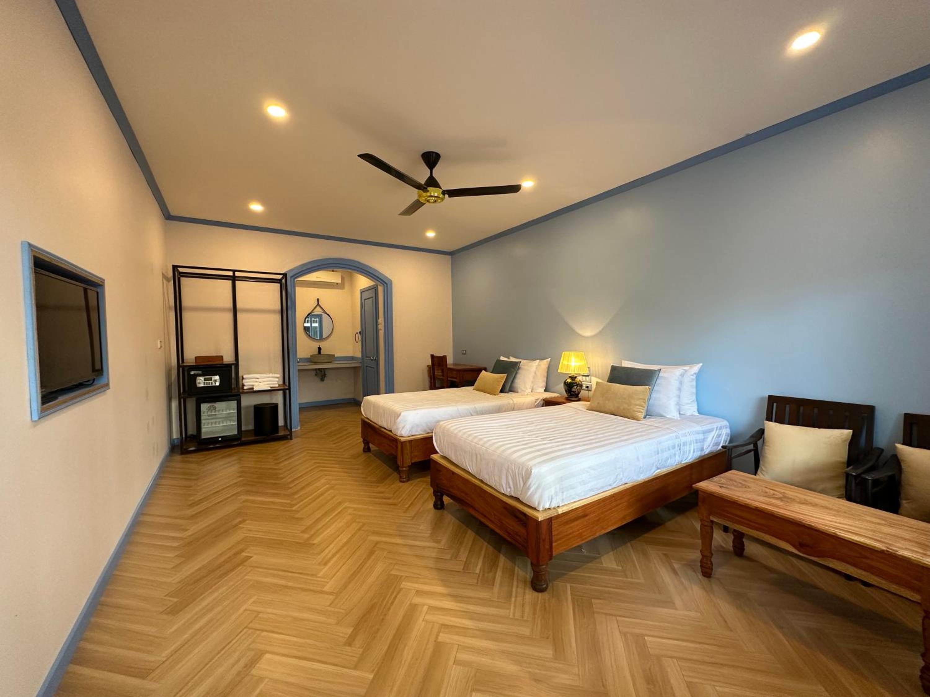 Deluxe Twin Room - Photo 3