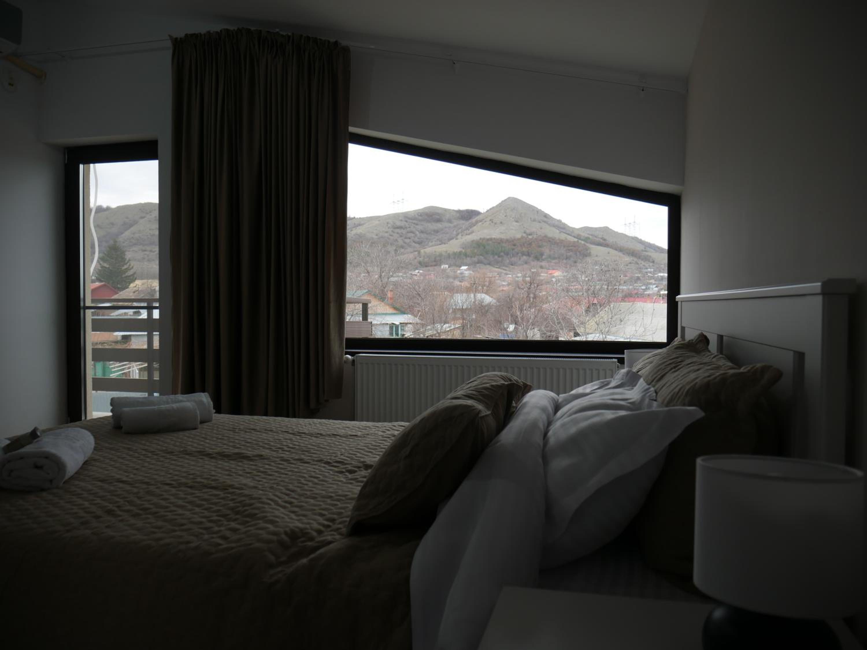Double Room - Photo 16