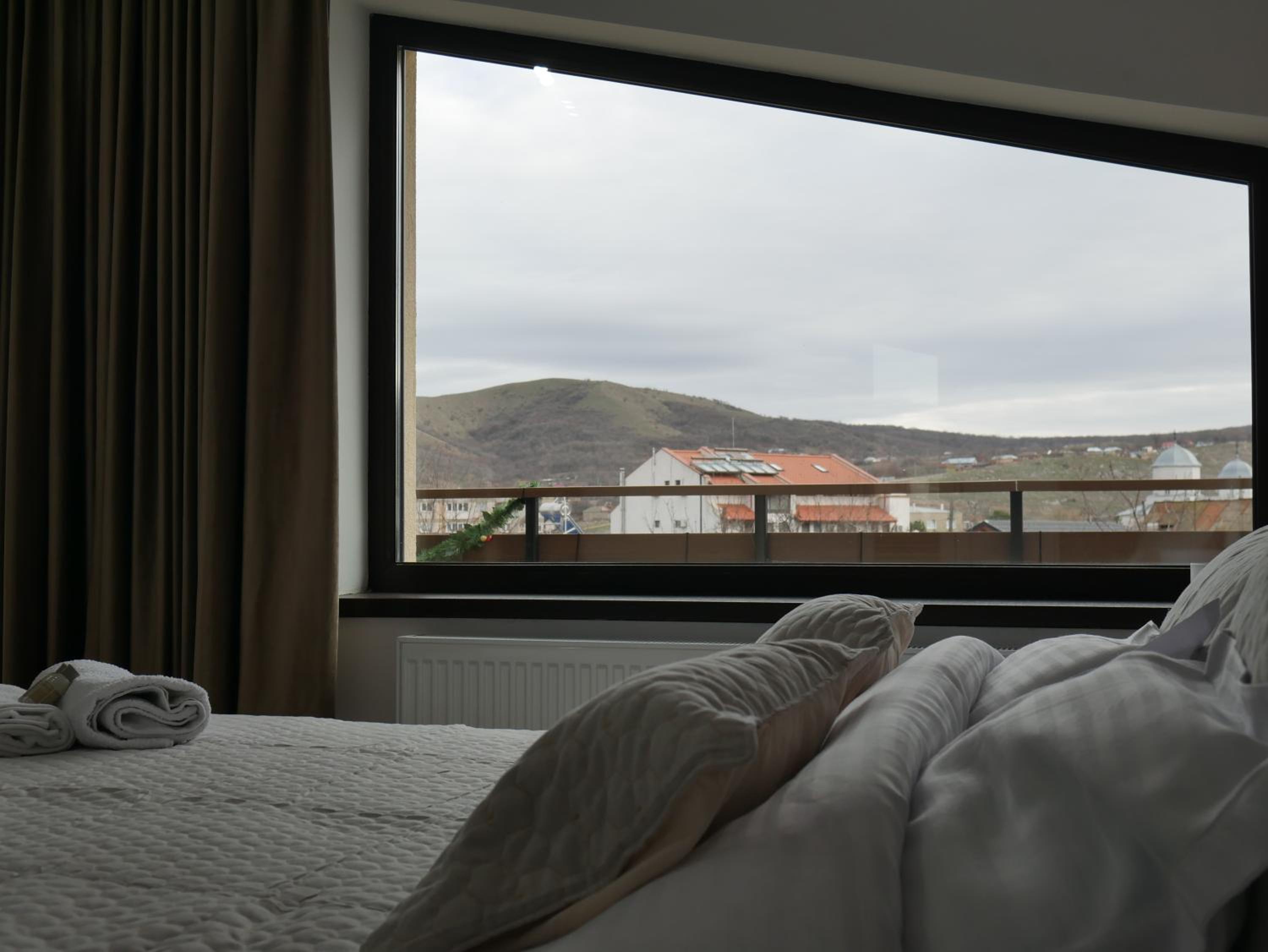 Double Room - Photo 2