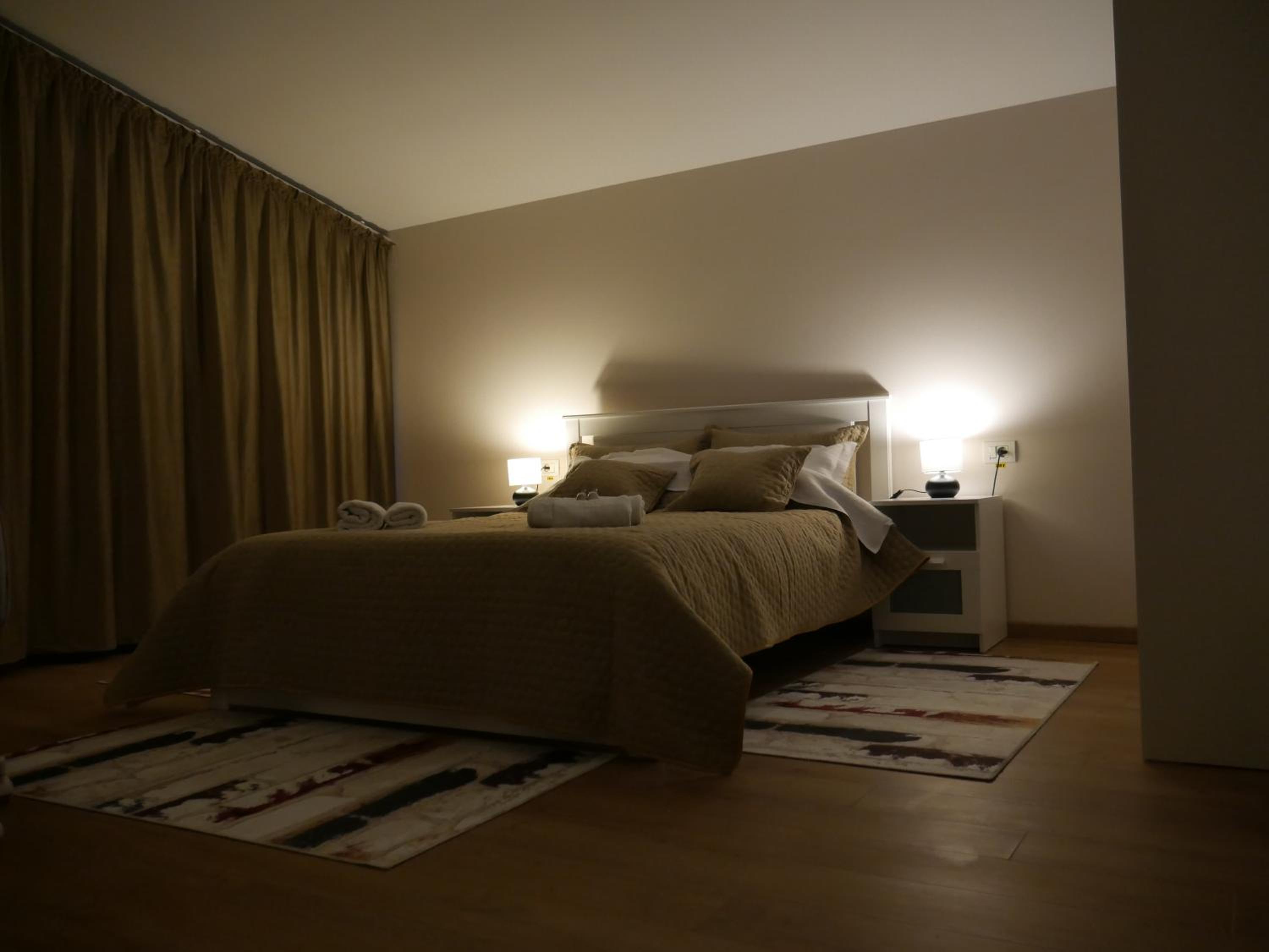 Double Room - Photo 3