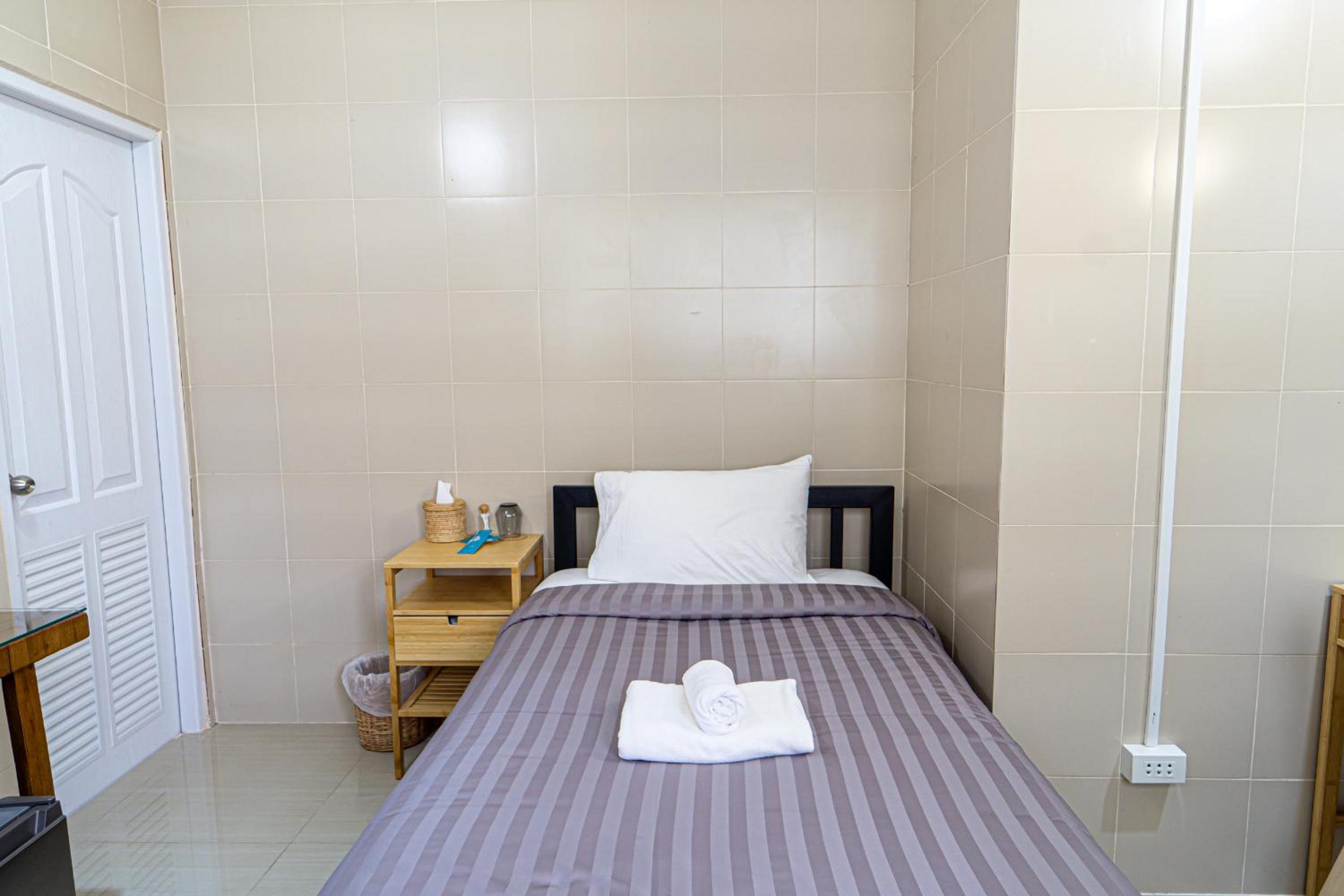 Economy Single Room photo 2