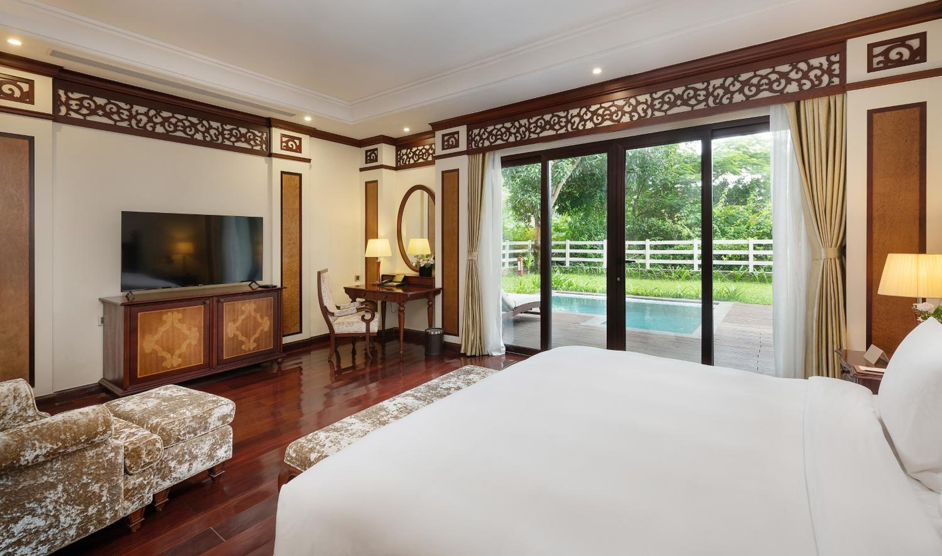 Duplex Villa King Bed - Private Pool - Photo 4