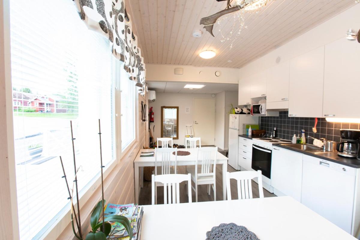 Family Room with Terrace - No pets allowed - Photo 14
