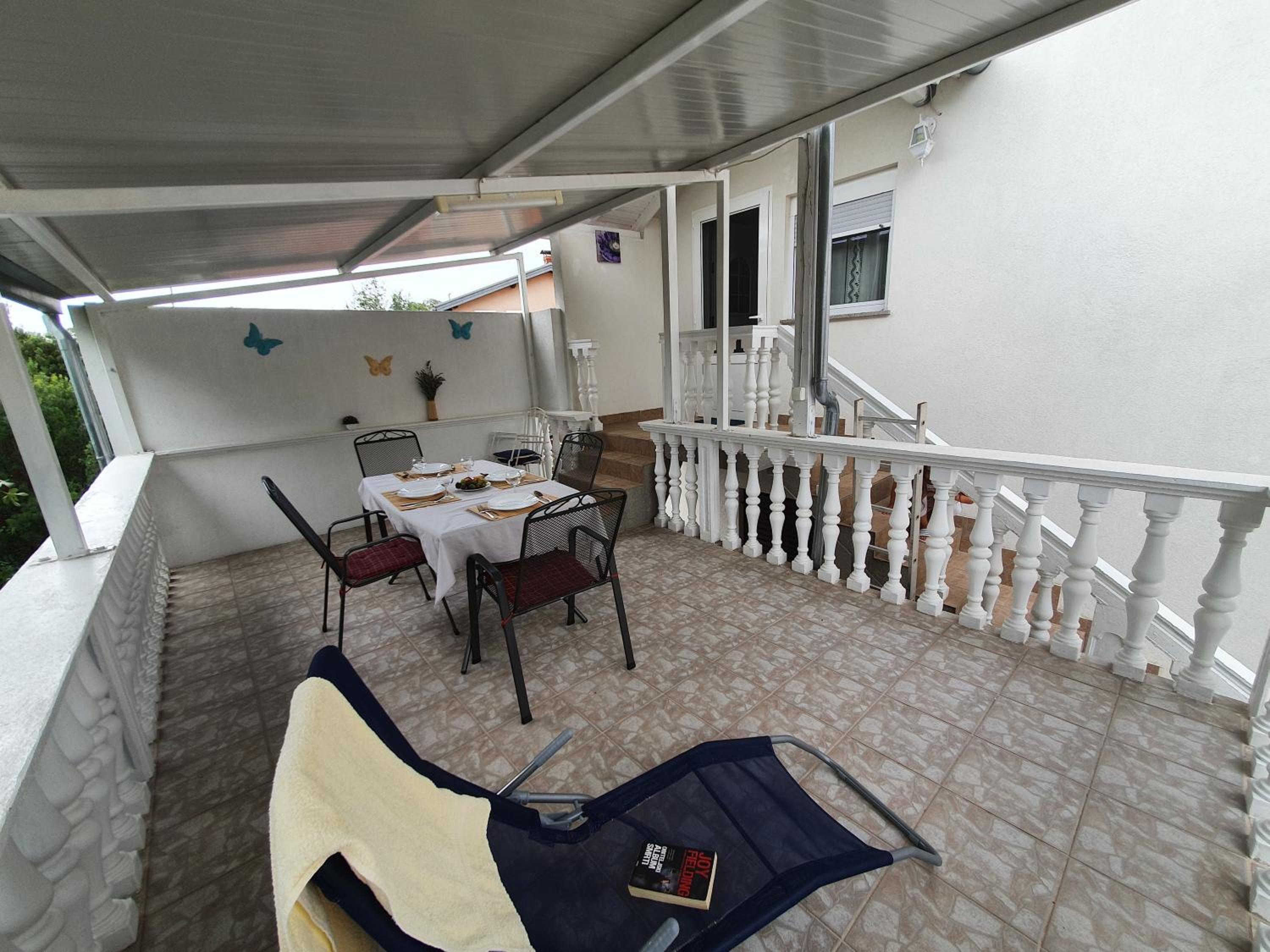 Apartment with Balcony