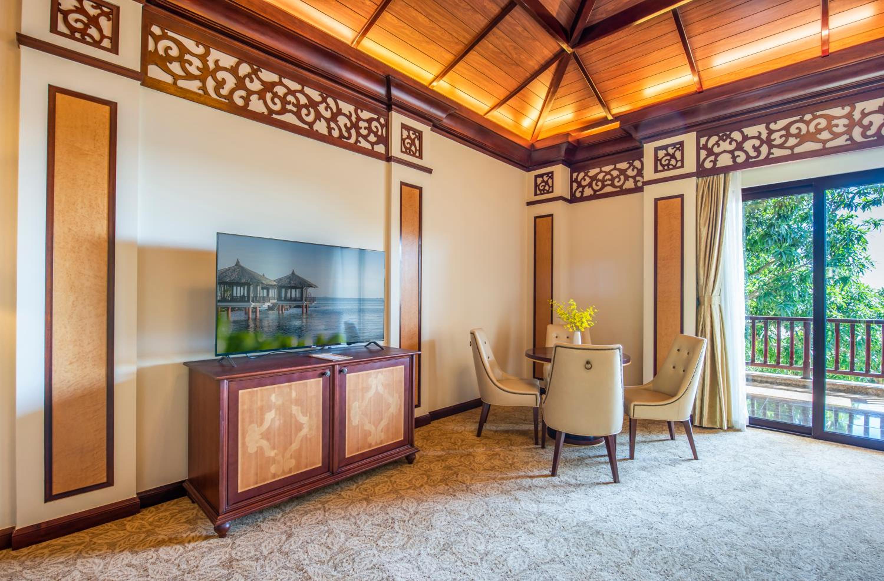 Grand Duplex Villa King Bed - Private Pool - Photo 9