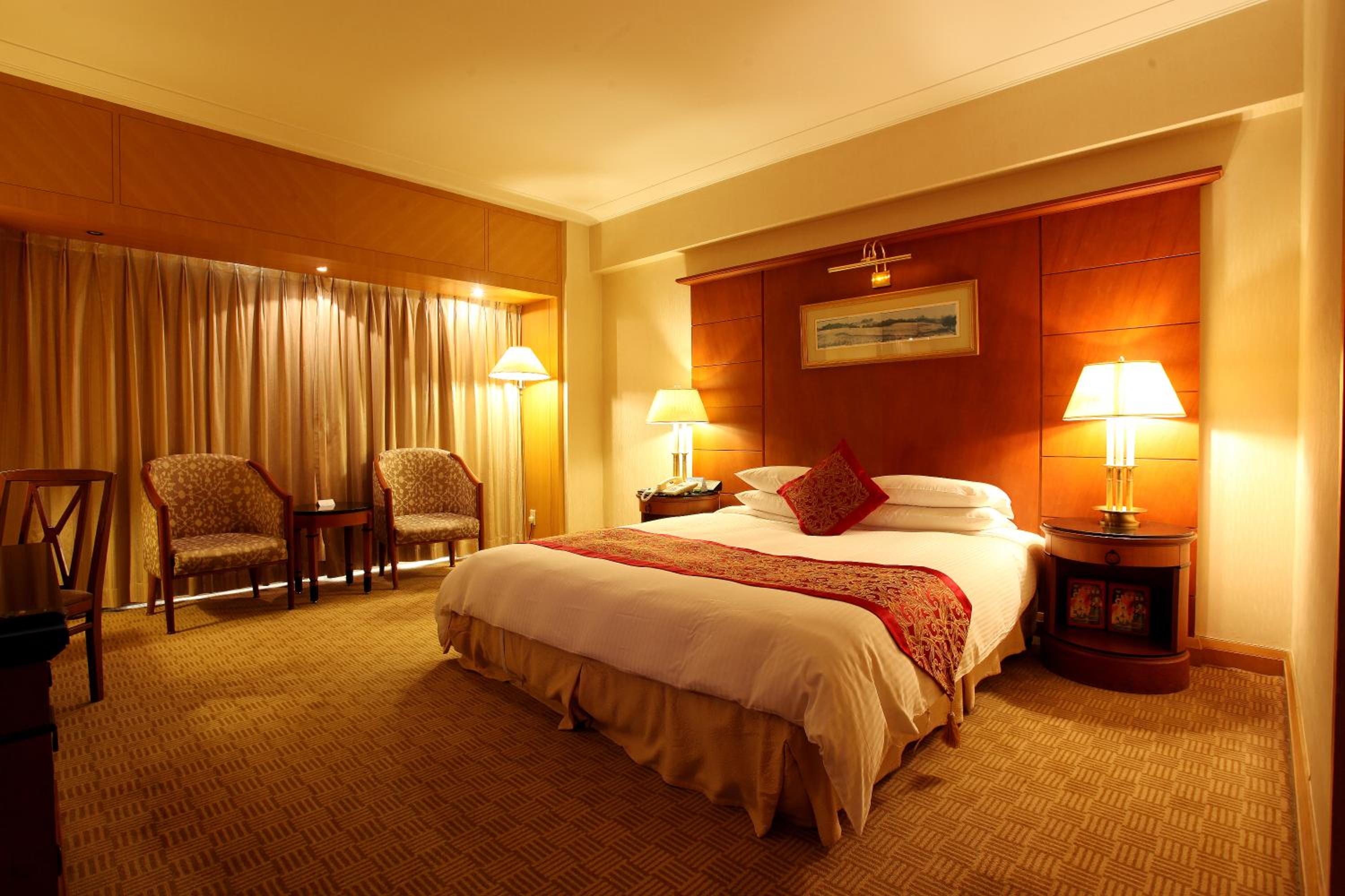 Standard King Room - Photo 1