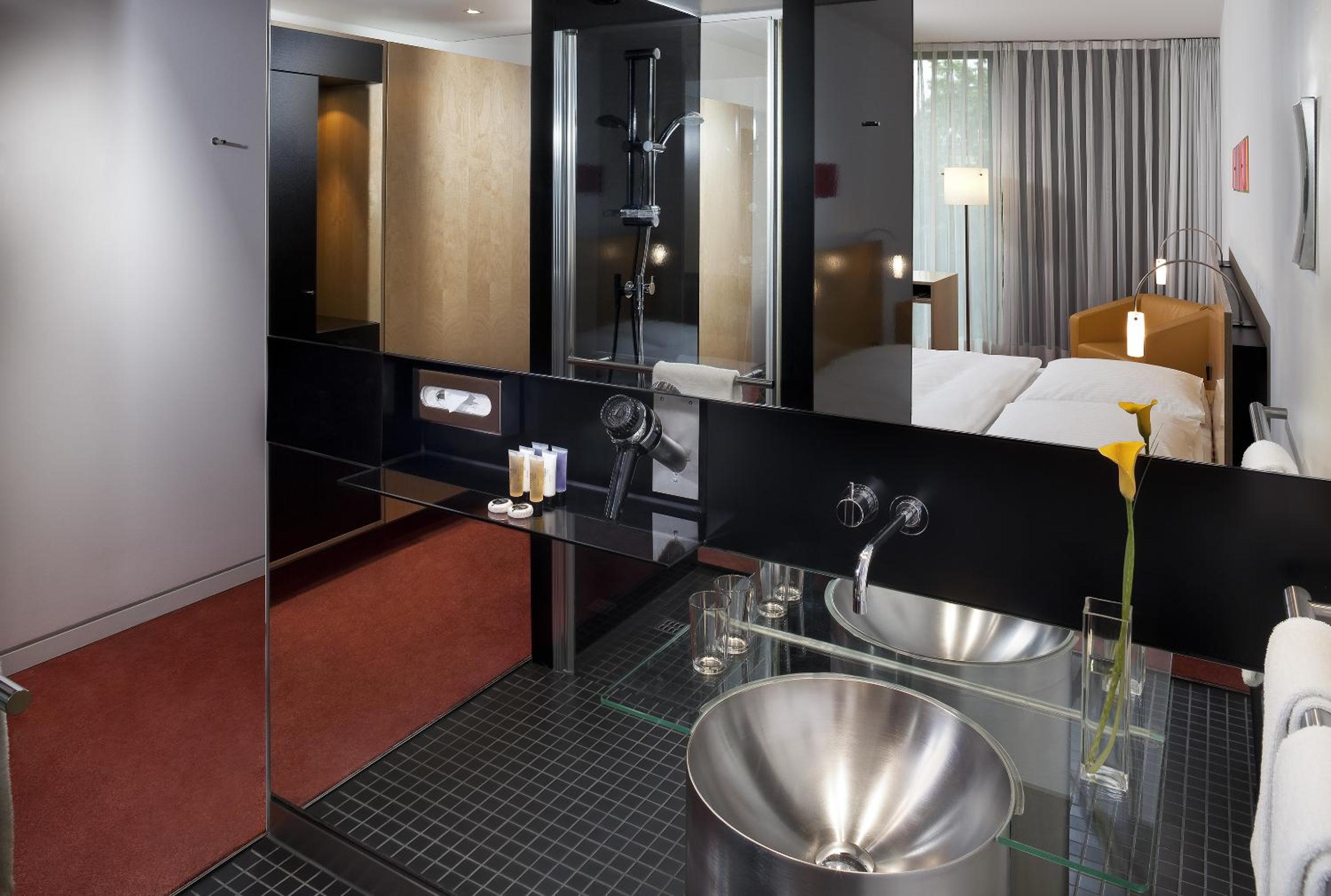 The INNSIDE Room