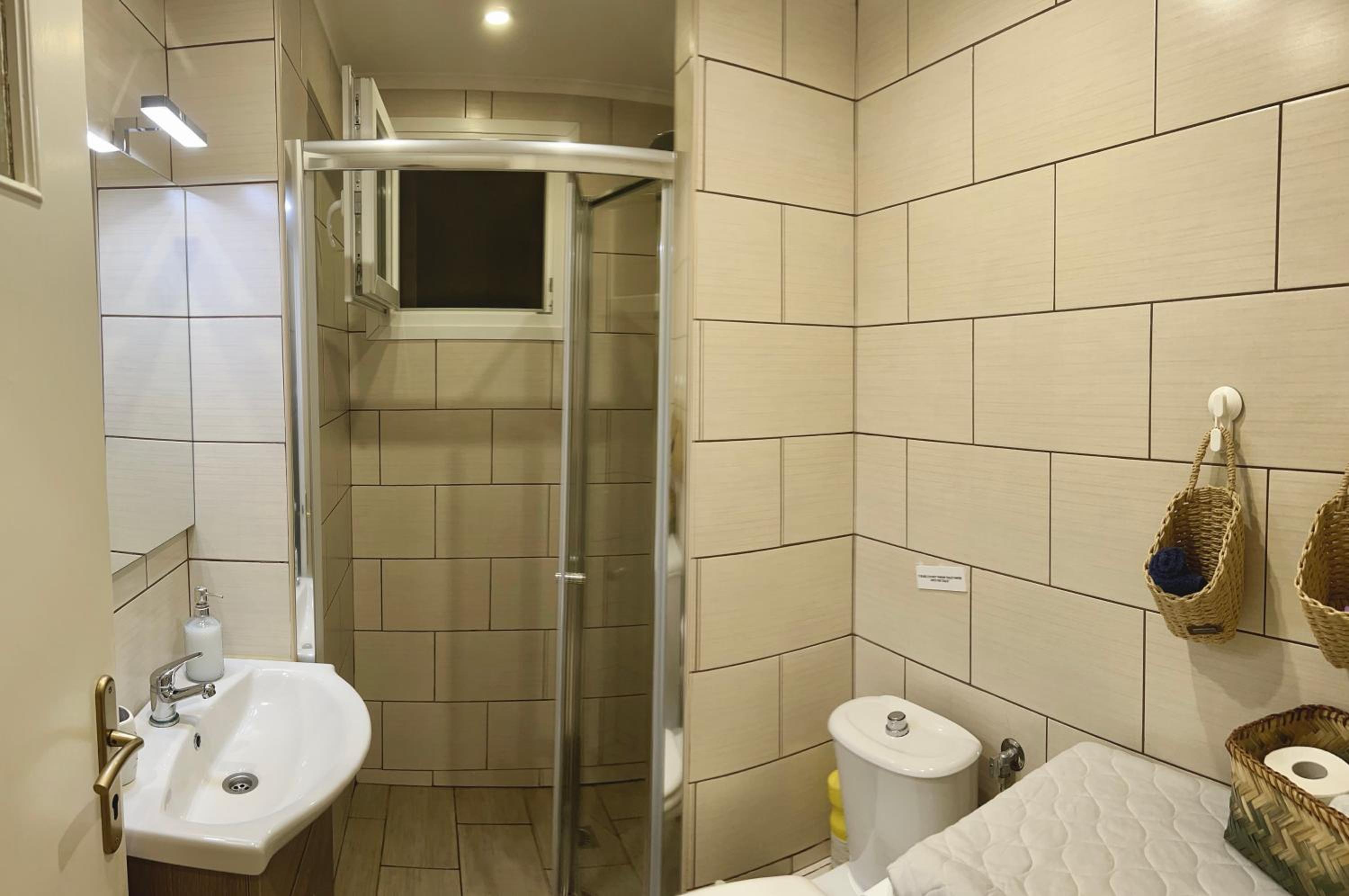 Apartment - Photo 35