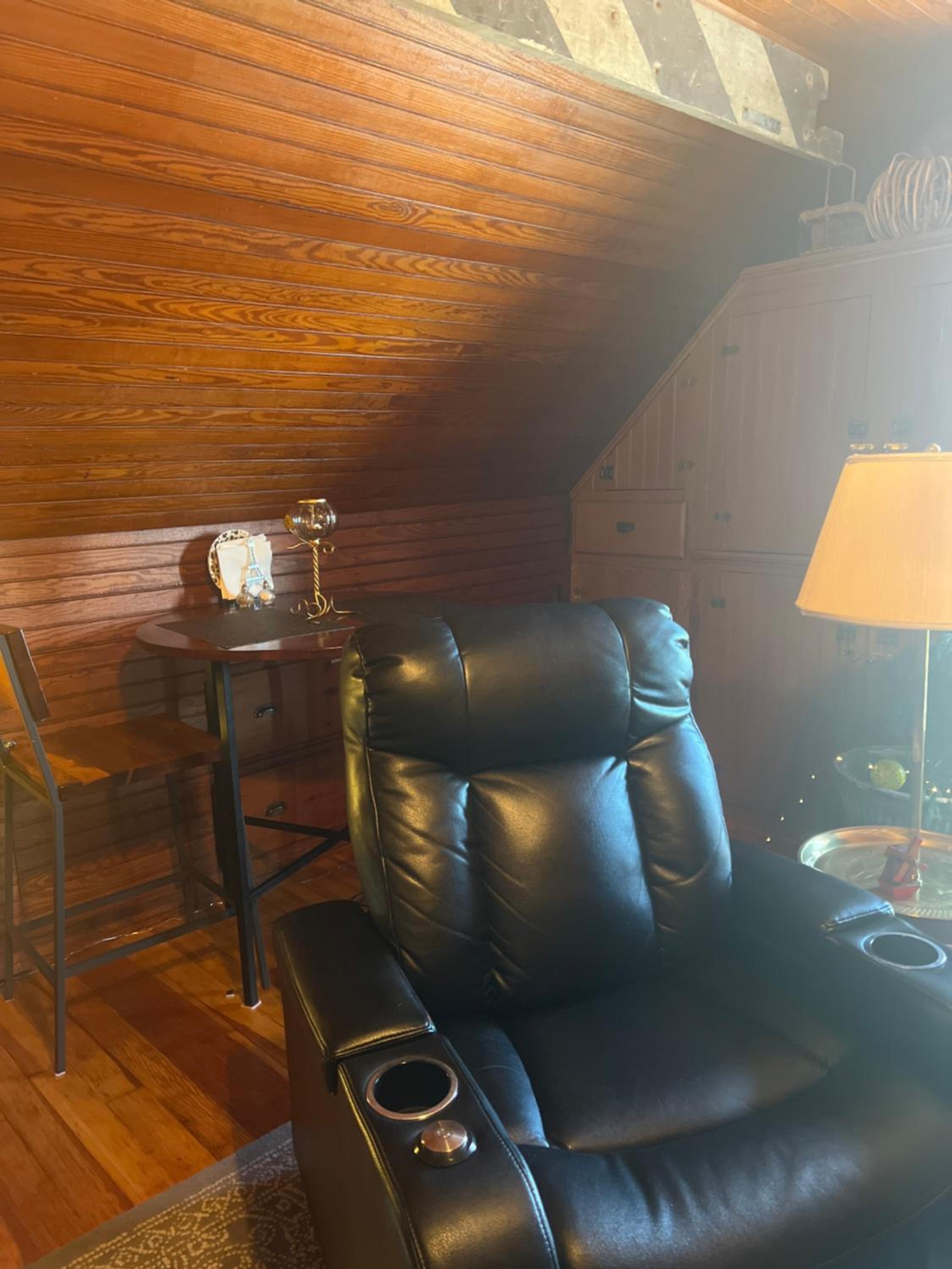 Suite with River View - Photo 8