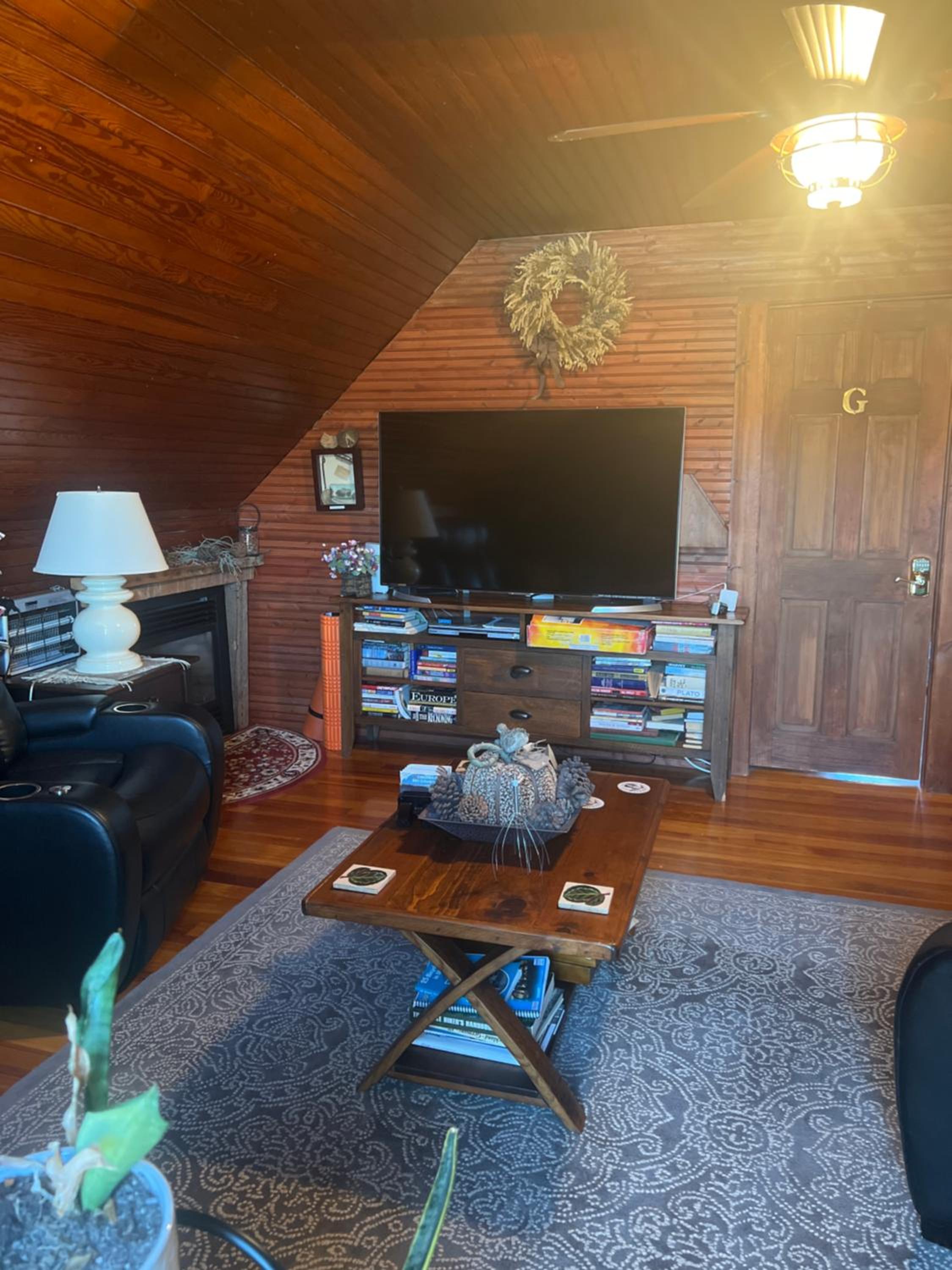 Suite with River View - Photo 9