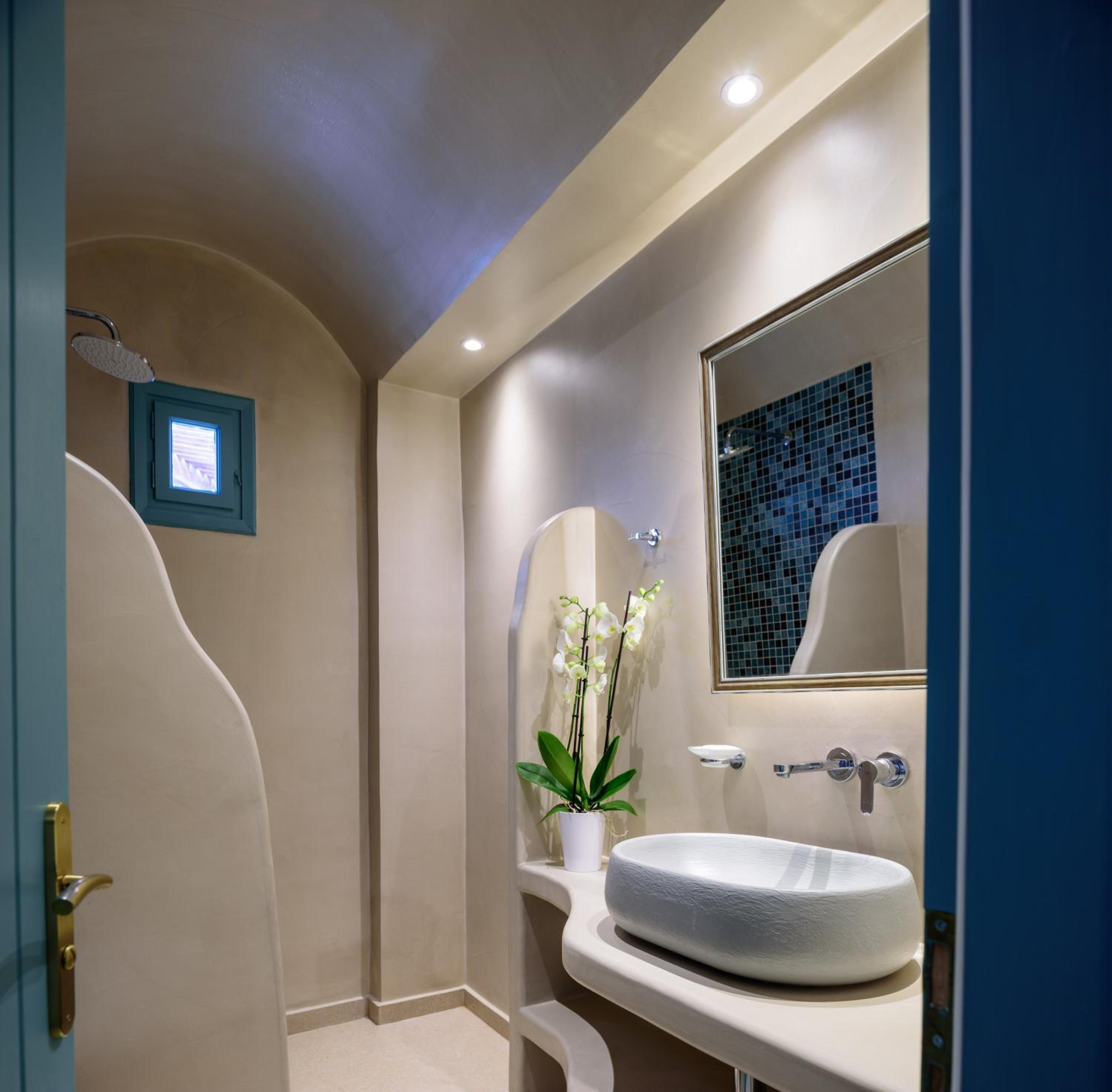Superior Double Room - Photo 8