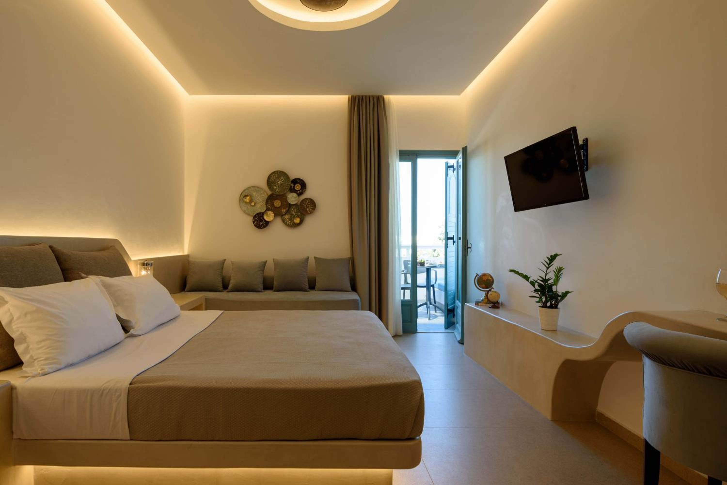 Superior Double or Twin Room - Photo 10