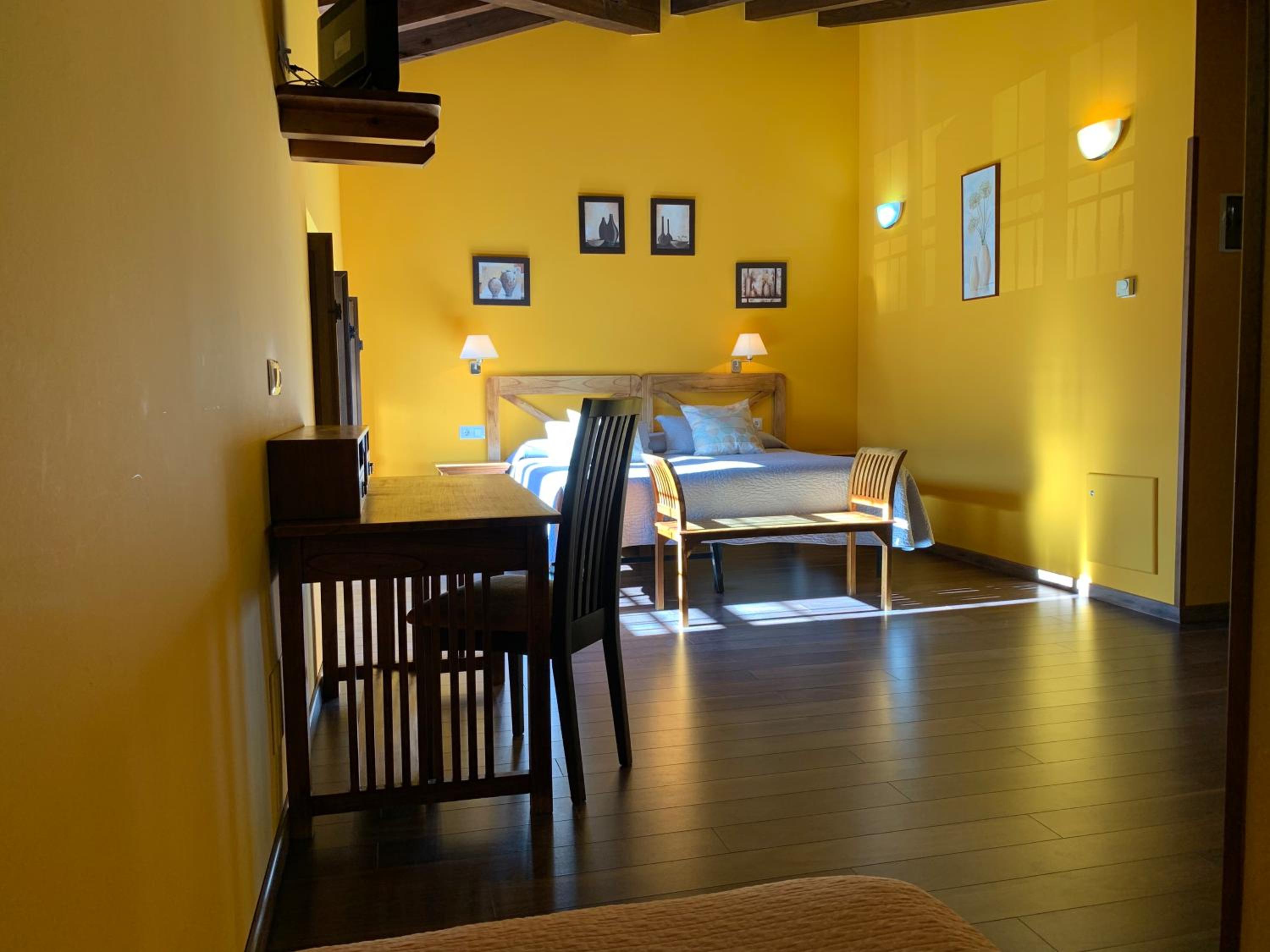 Superior Double Or Twin Room photo 2