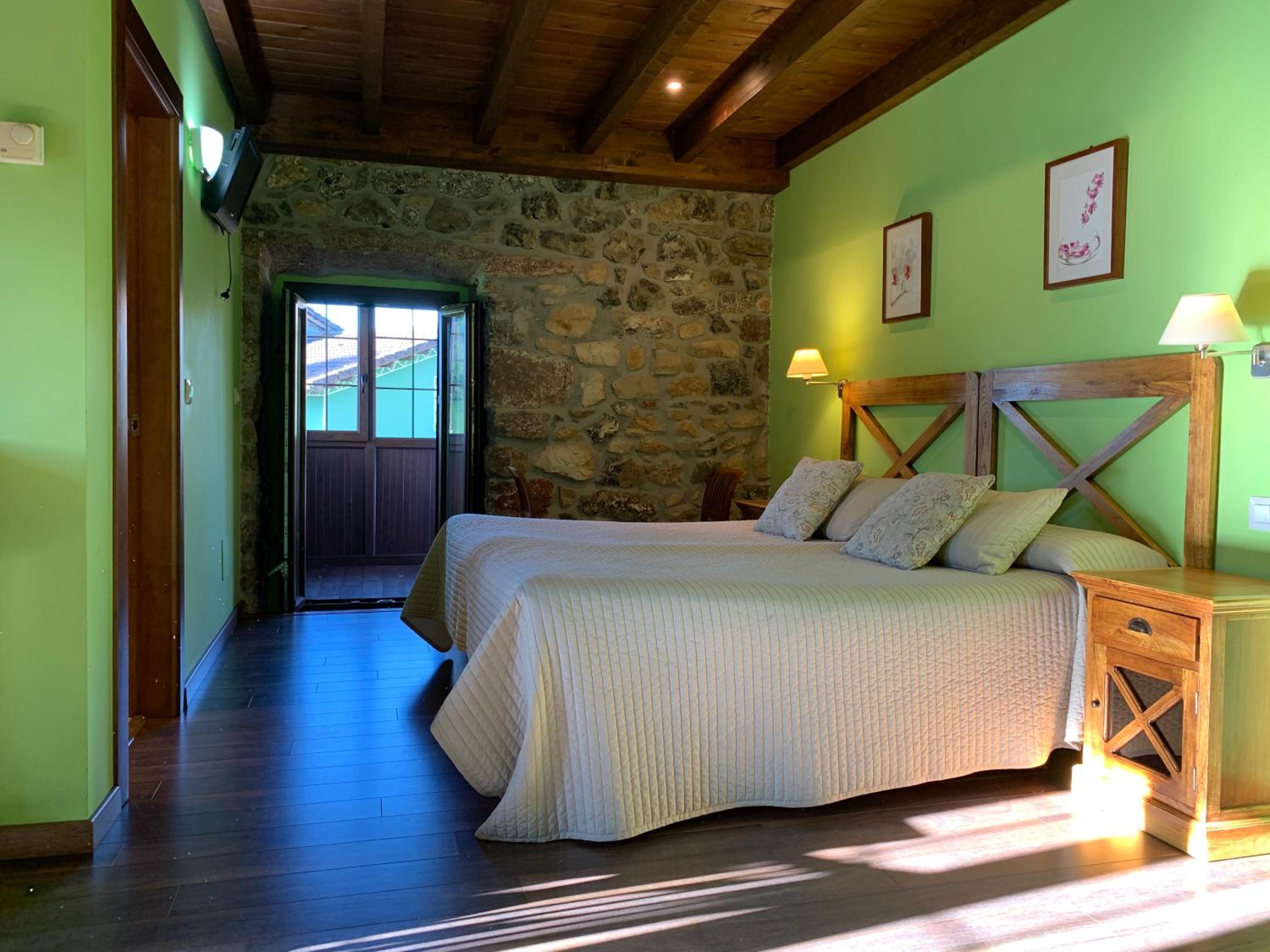 Superior Double or Twin Room photo 2