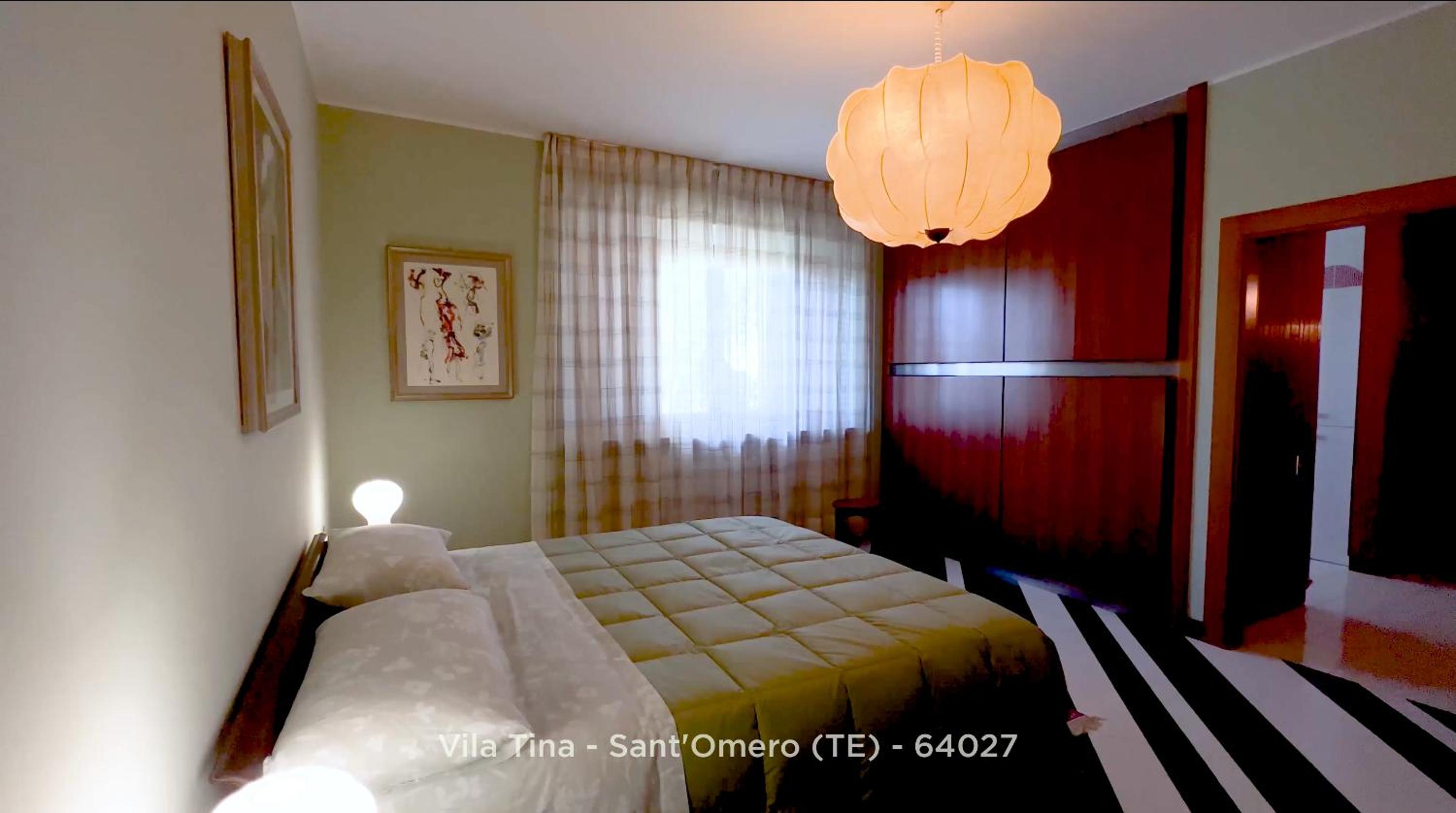 Deluxe Double Room With Bath photo 2