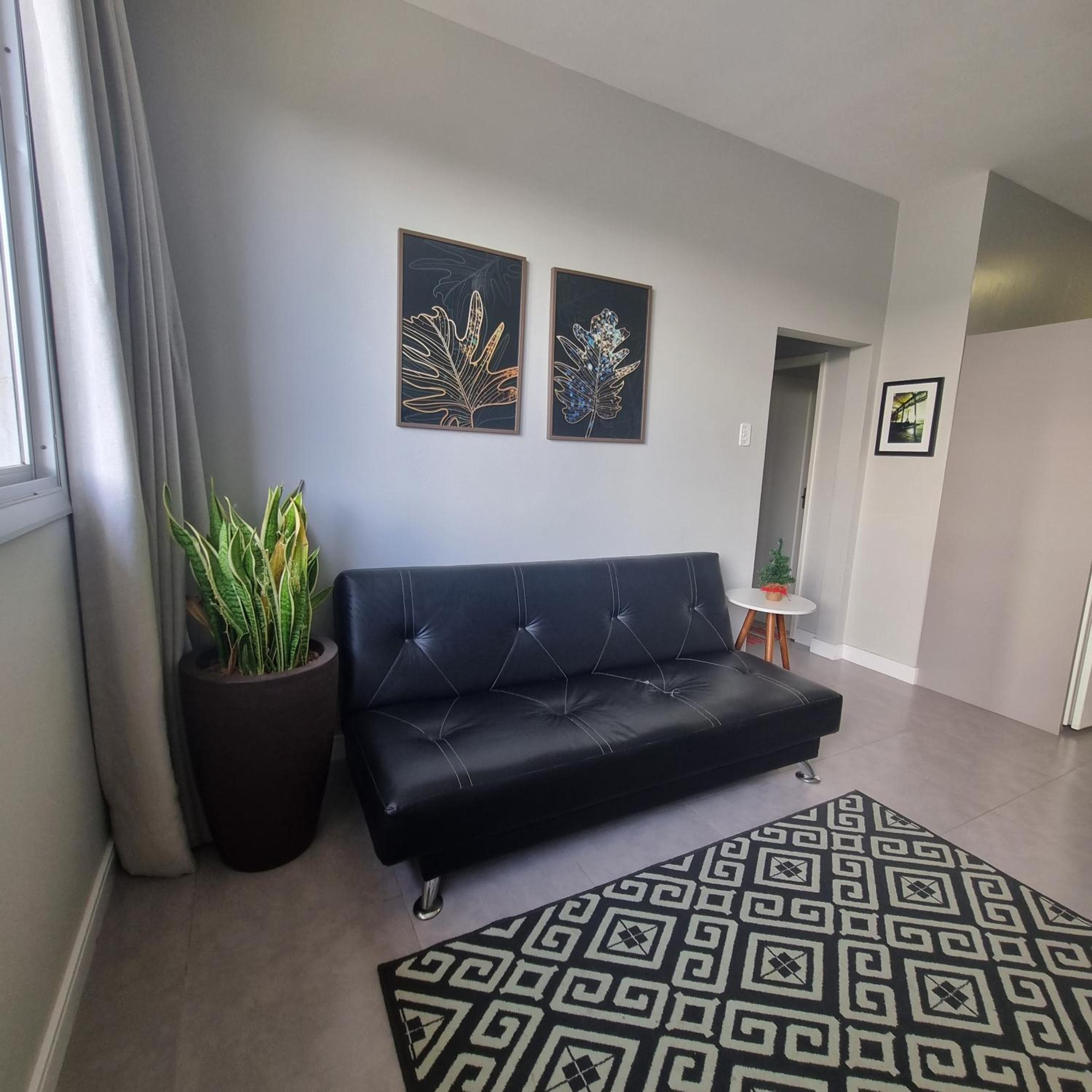 One-Bedroom Apartment - Photo 40