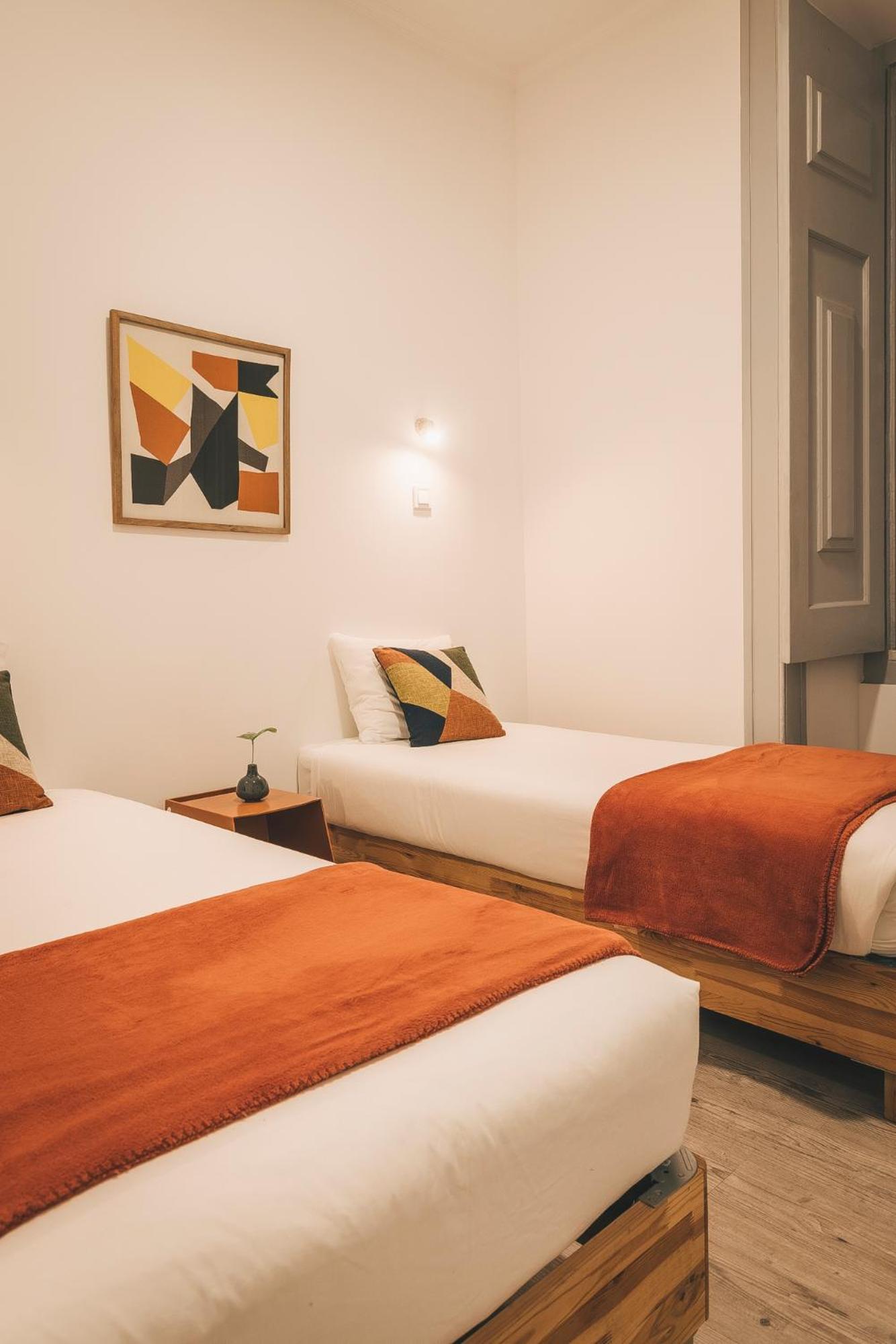 Twin Room with Private Bathroom photo 1