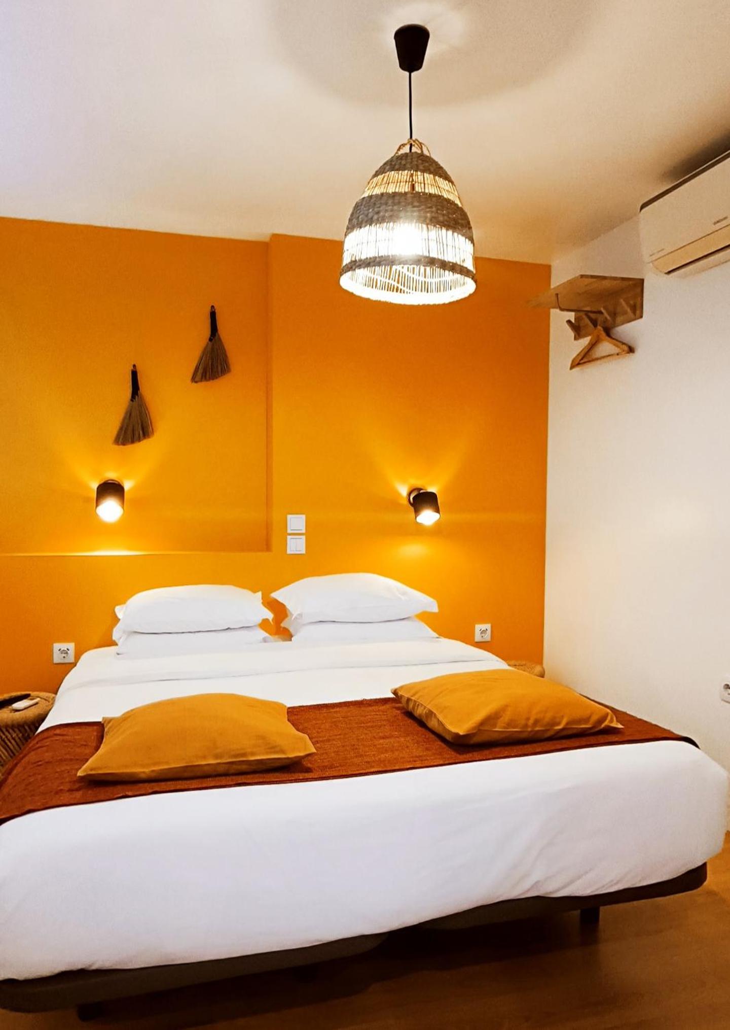 Standard Double Room - Photo 5