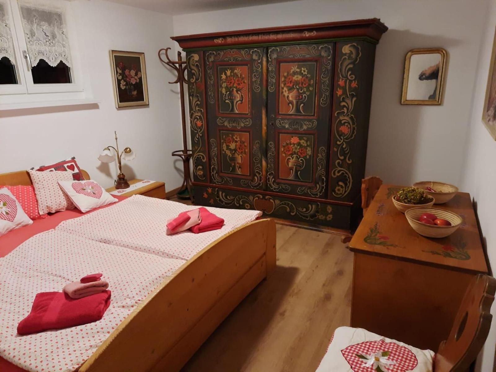Three-Bedroom Apartment - Photo 38