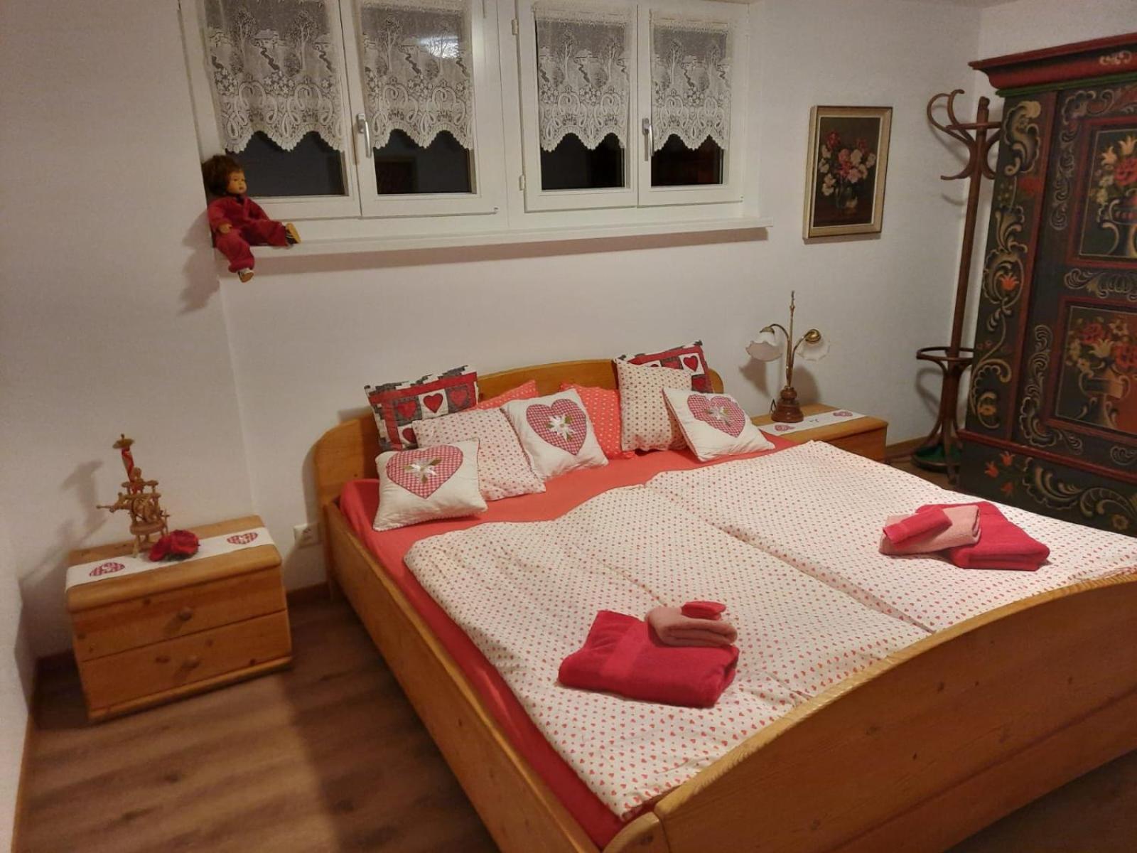 Three-Bedroom Apartment - Photo 34
