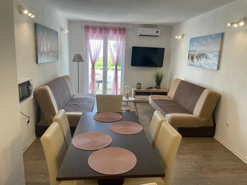 Apartment with Sea View photo 3