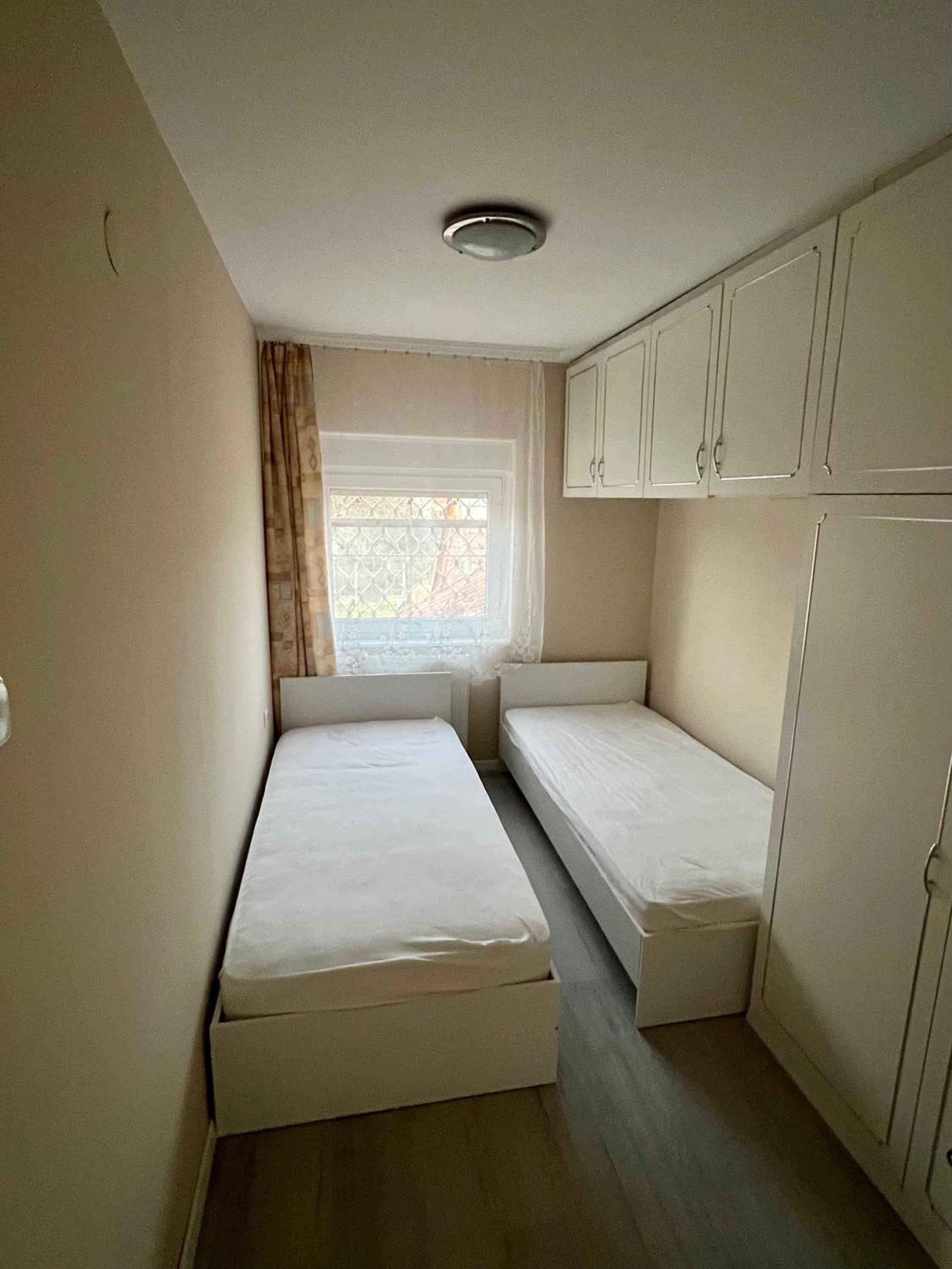 Two-Bedroom Apartment - Photo 7