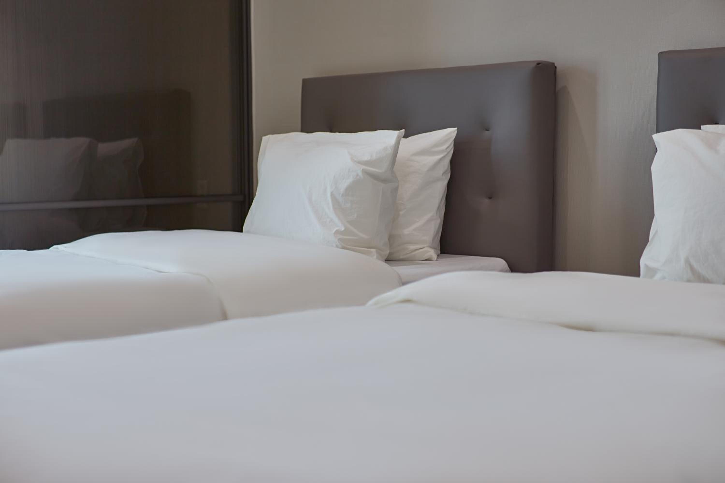 Deluxe Twin Room - Photo 3