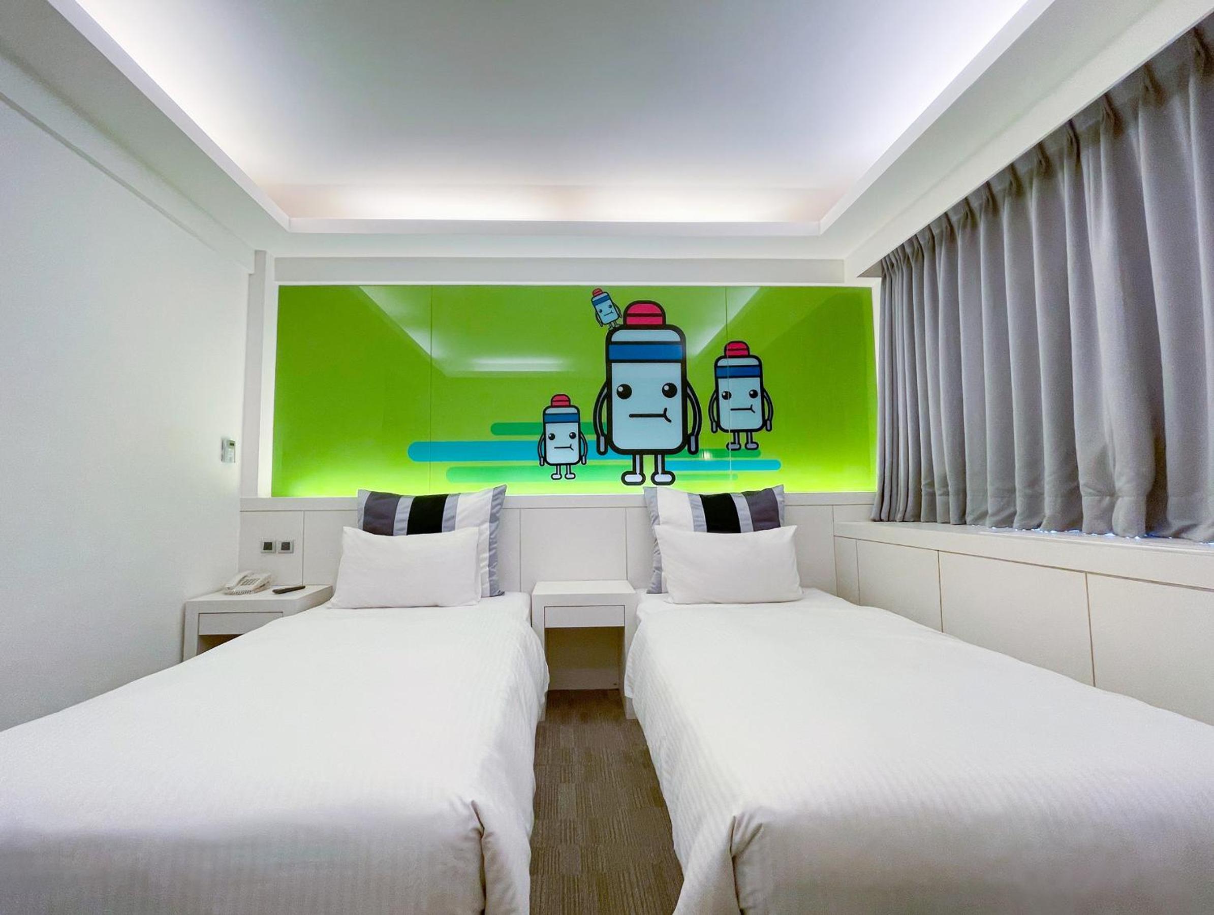 Standard Twin Room