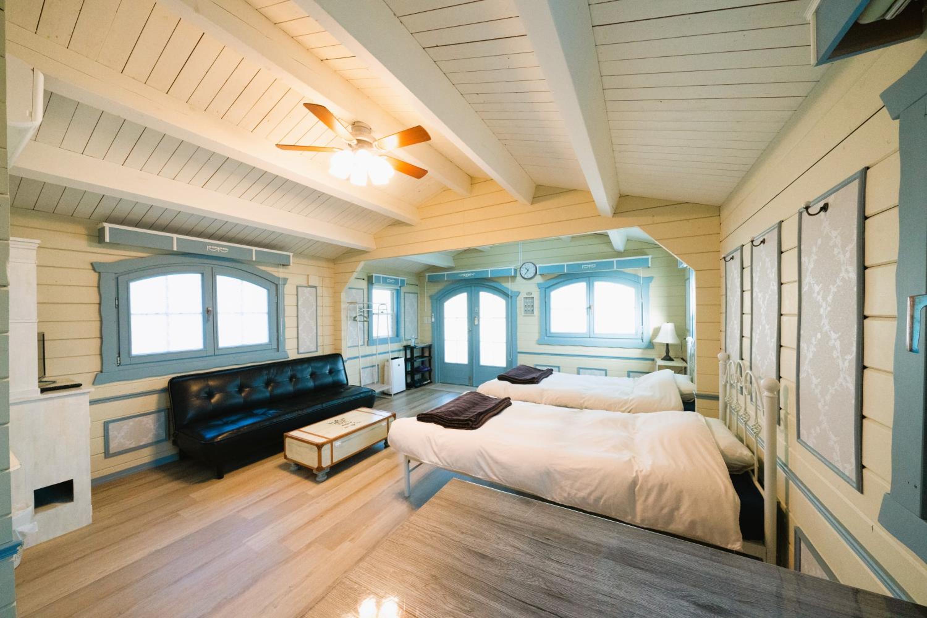 Cottage C photo 1