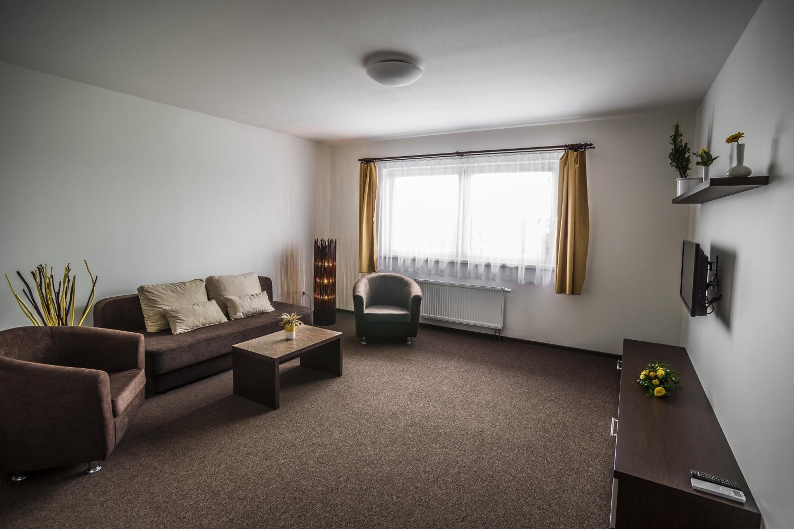 Apartment - Photo 5