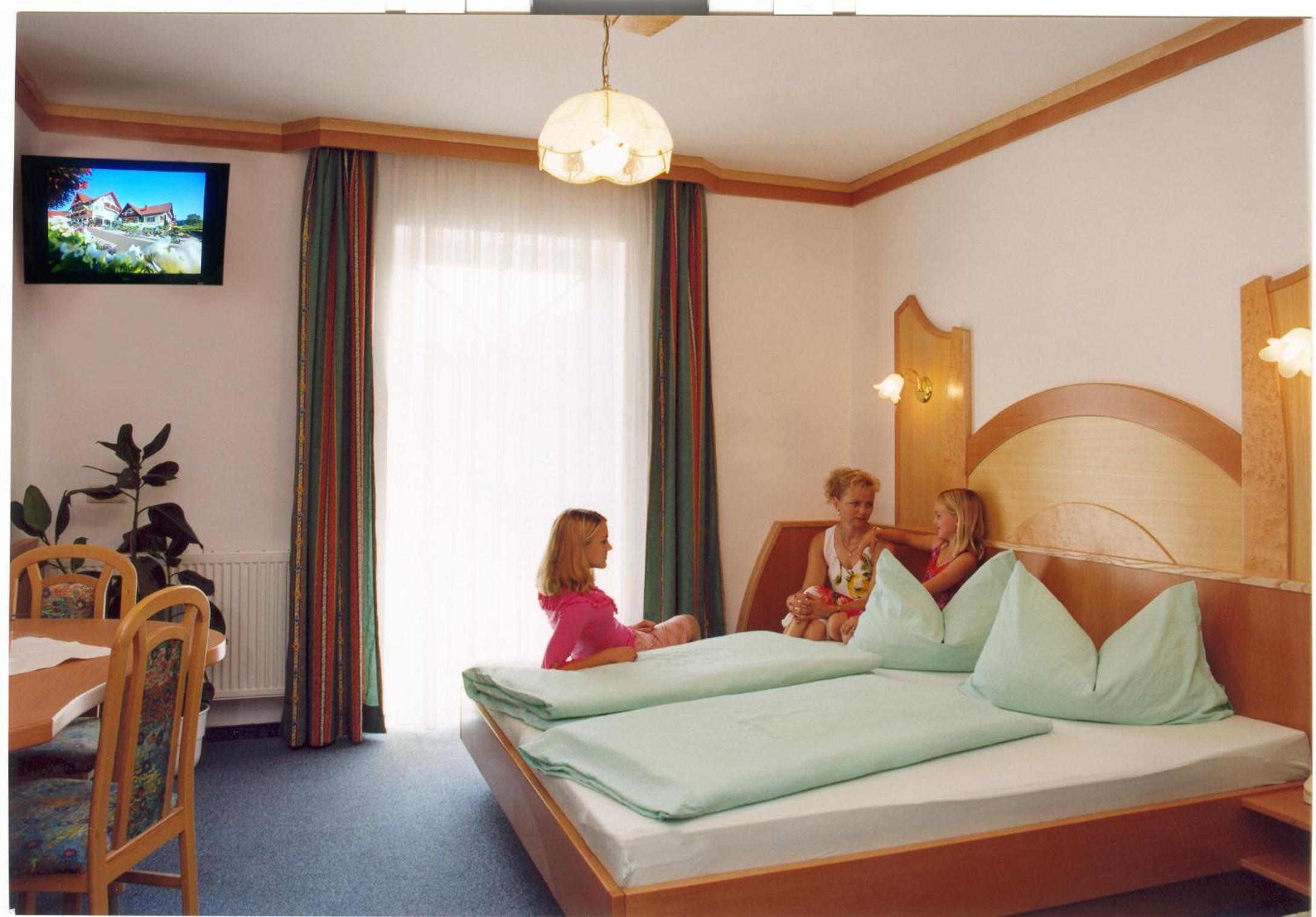 Triple Room photo 3