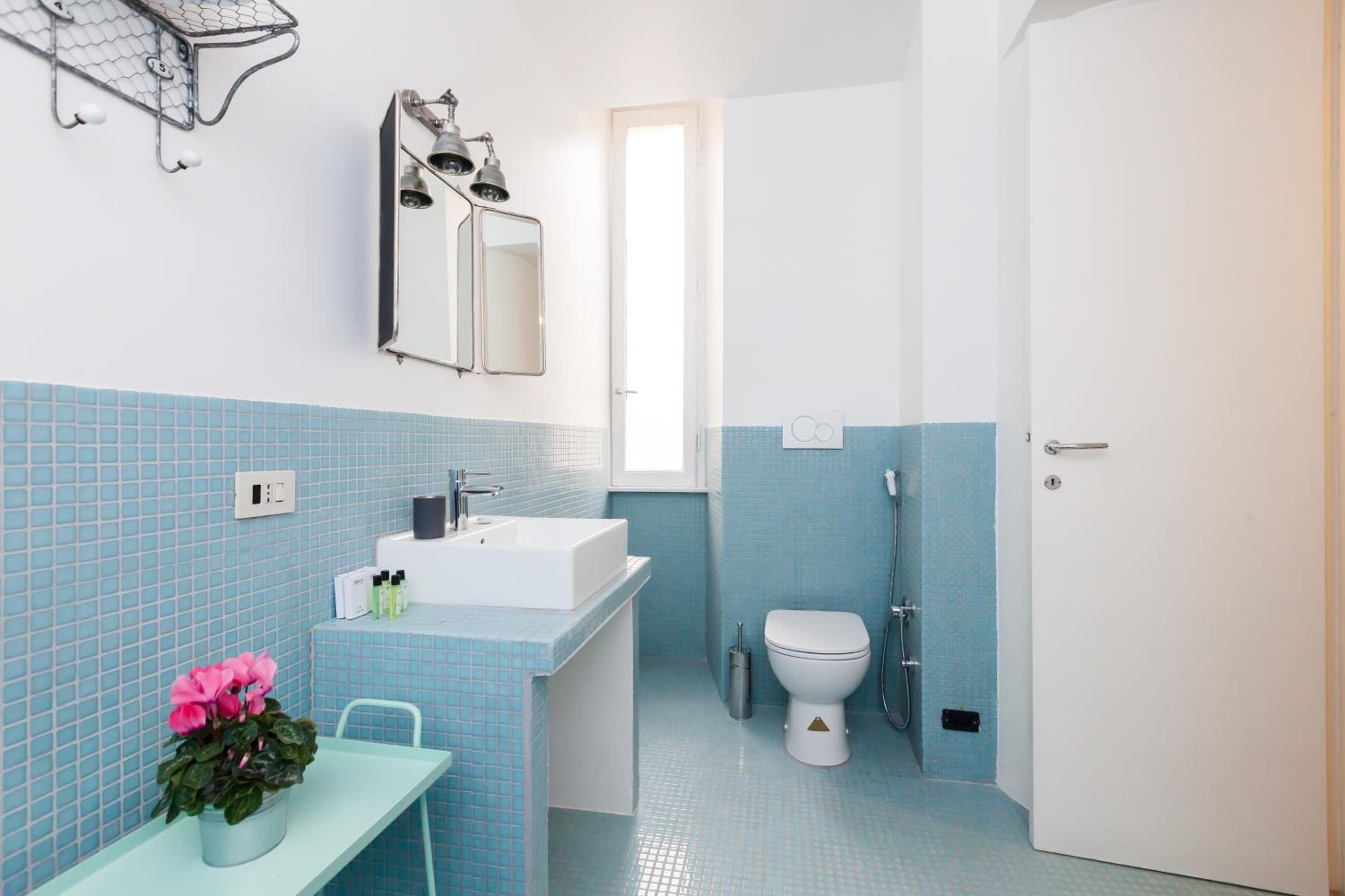 Executive One-Bedroom Apartment with Bath Tub photo 2