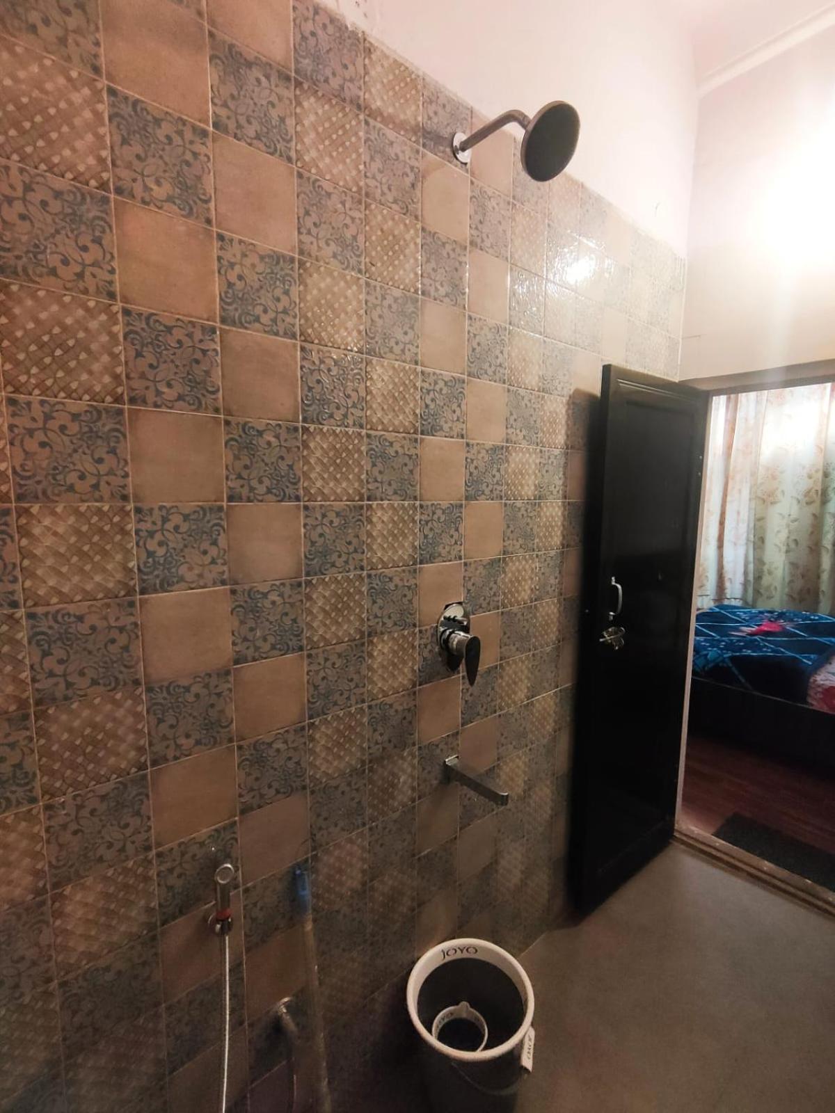Deluxe Room - Photo 4
